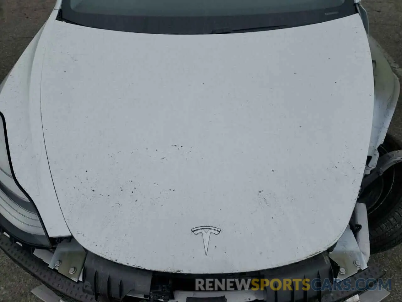 12 Photograph of a damaged car 5YJ3E1EA5LF747010 TESLA MODEL 3 2020