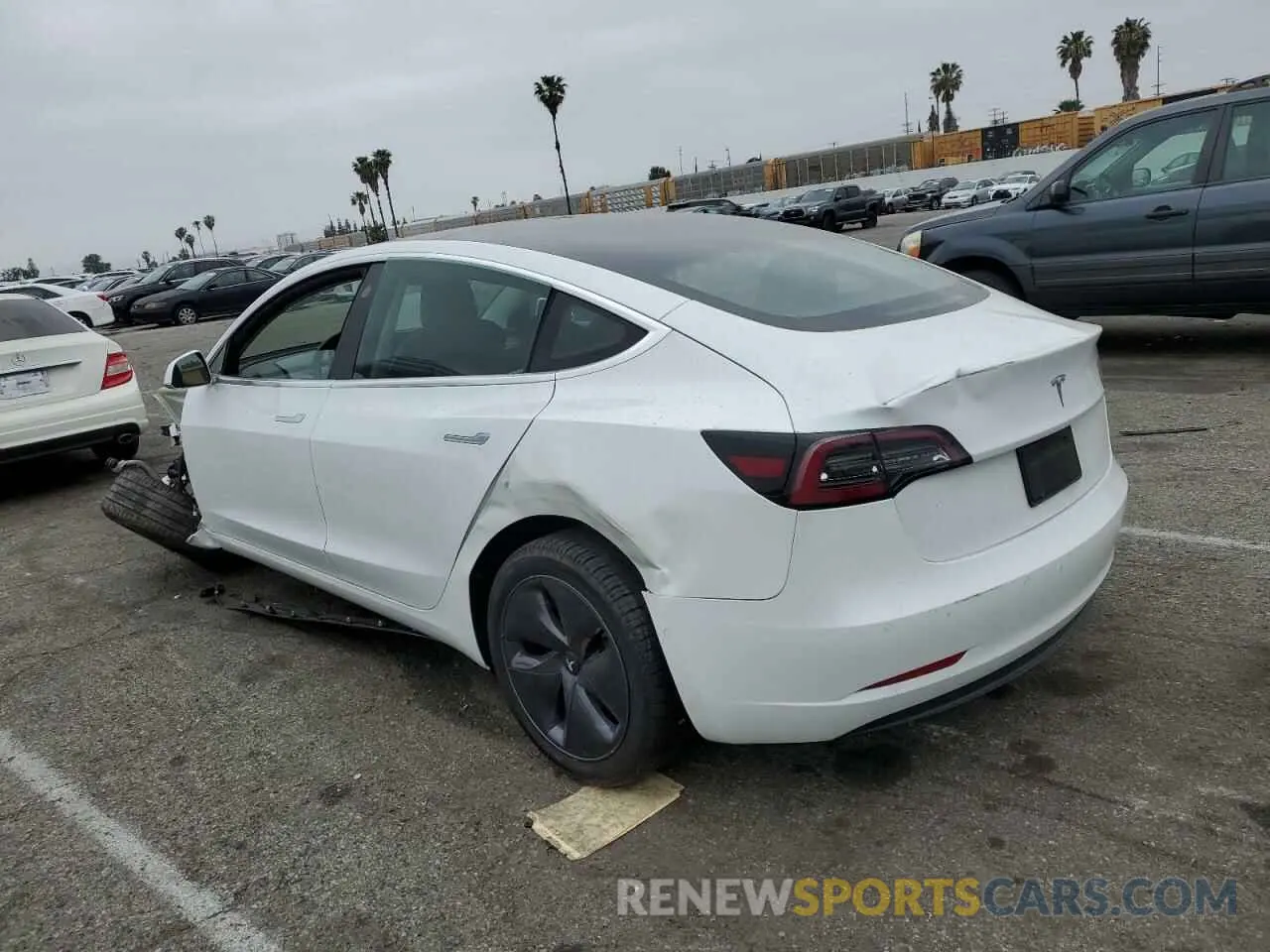2 Photograph of a damaged car 5YJ3E1EA5LF747010 TESLA MODEL 3 2020