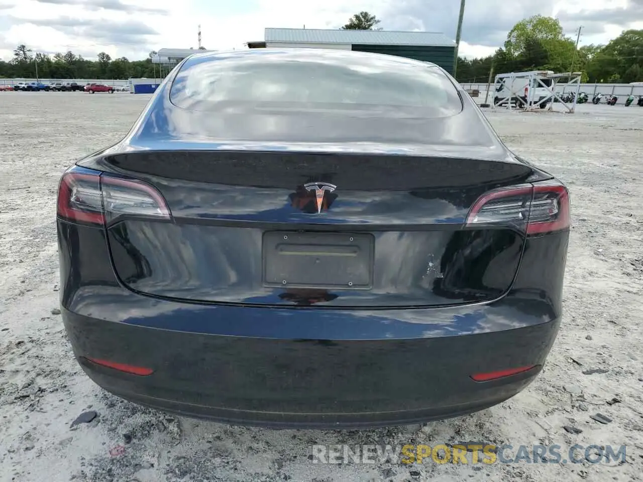 6 Photograph of a damaged car 5YJ3E1EA5LF784770 TESLA MODEL 3 2020