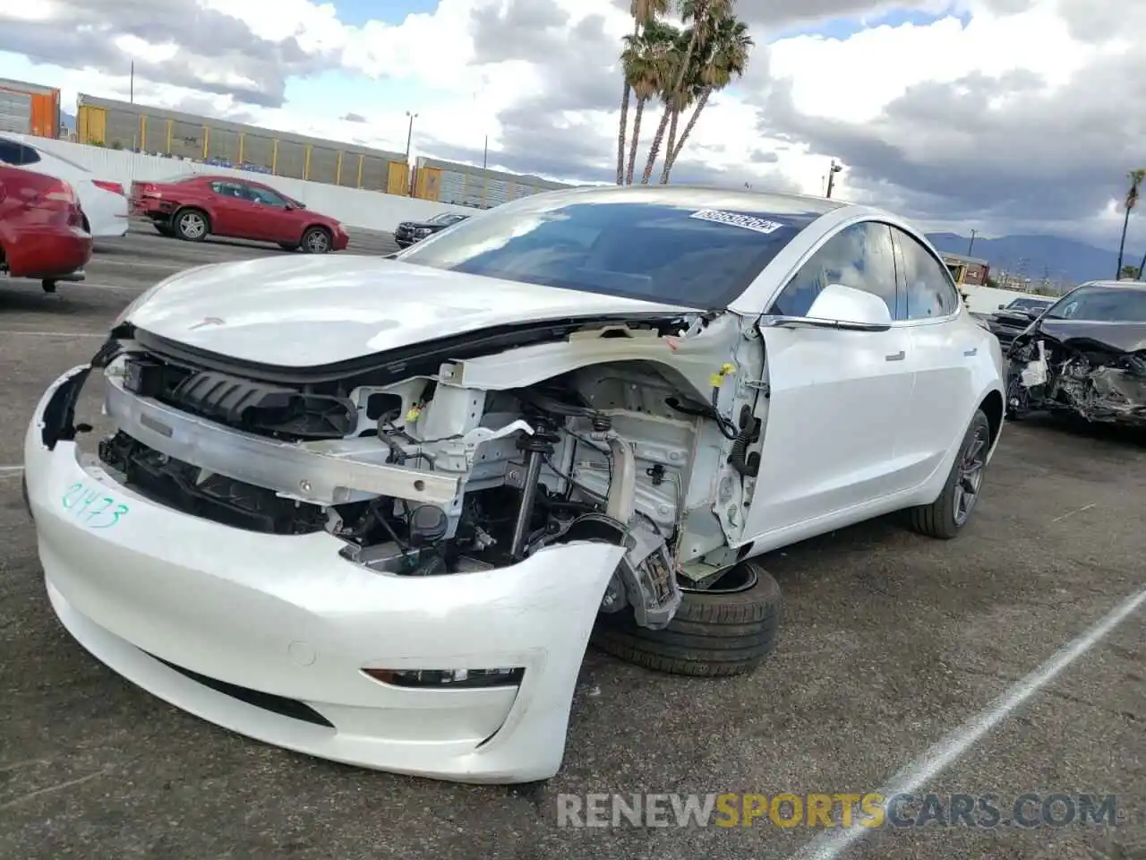 2 Photograph of a damaged car 5YJ3E1EA5LF800014 TESLA MODEL 3 2020