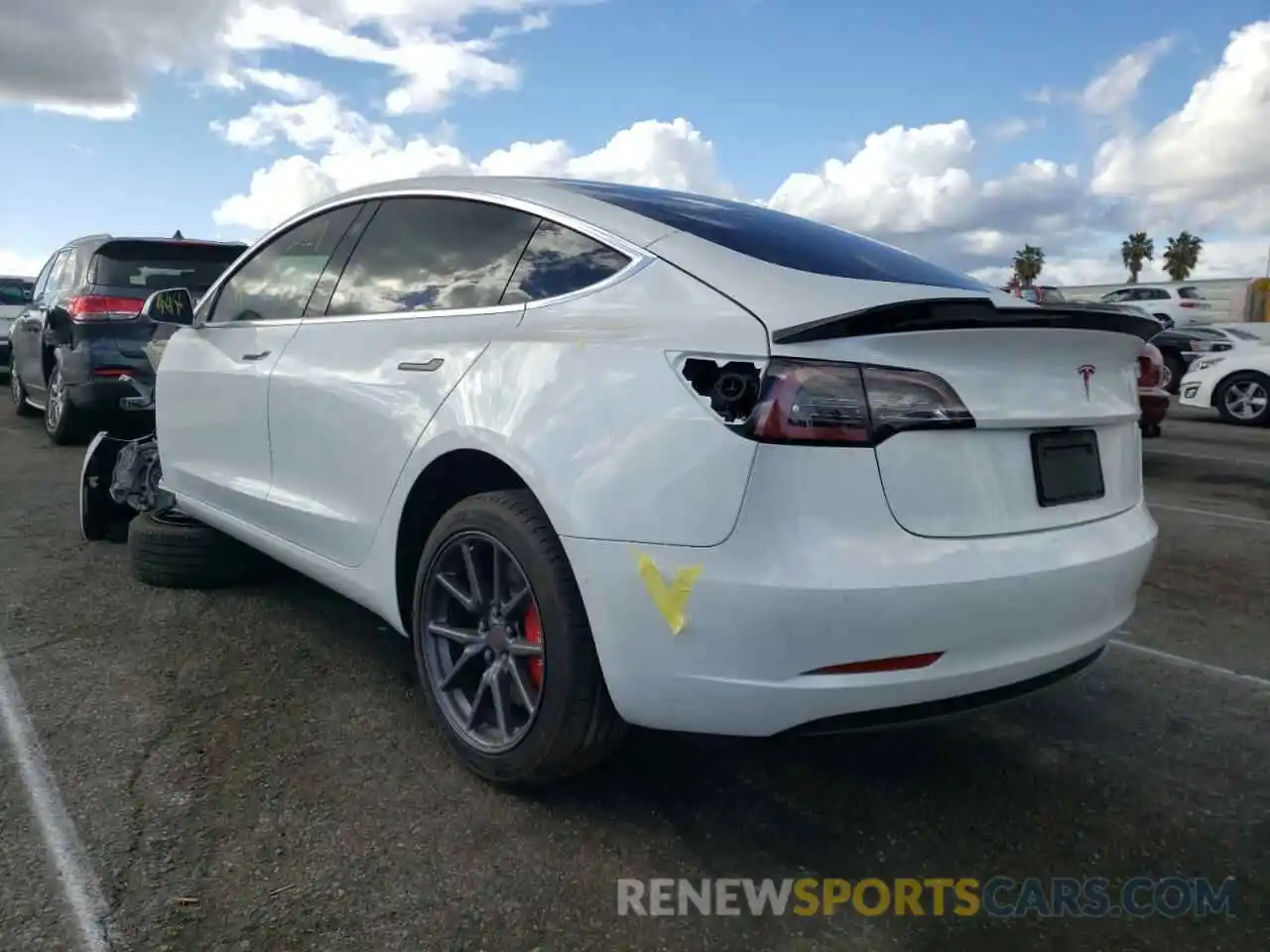 3 Photograph of a damaged car 5YJ3E1EA5LF800014 TESLA MODEL 3 2020