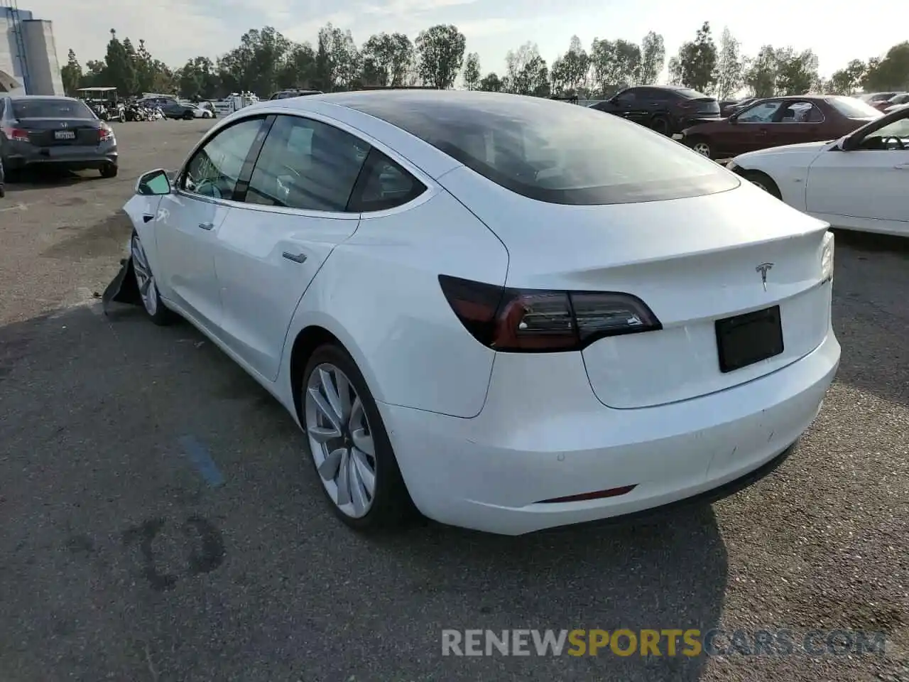 3 Photograph of a damaged car 5YJ3E1EA5LF806413 TESLA MODEL 3 2020