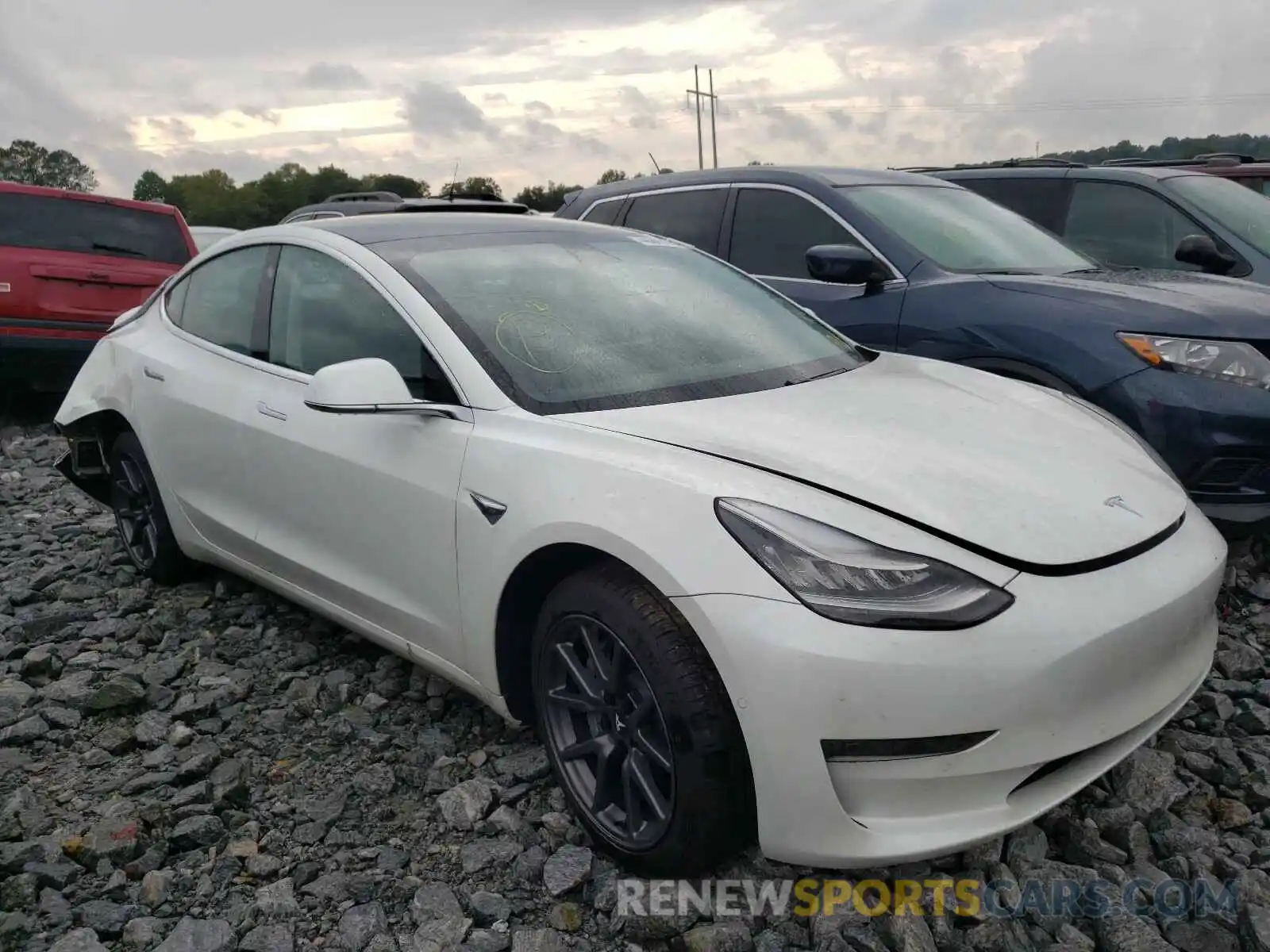 1 Photograph of a damaged car 5YJ3E1EA6LF504189 TESLA MODEL 3 2020