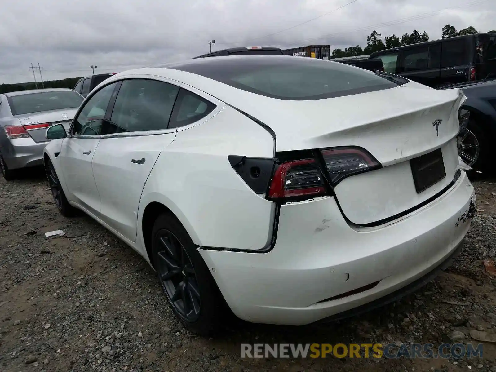 3 Photograph of a damaged car 5YJ3E1EA6LF504189 TESLA MODEL 3 2020