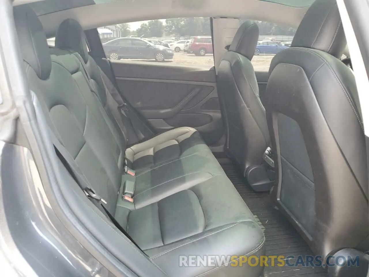 10 Photograph of a damaged car 5YJ3E1EA6LF614045 TESLA MODEL 3 2020