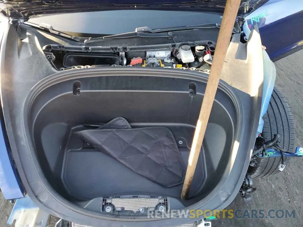 12 Photograph of a damaged car 5YJ3E1EA6LF615079 TESLA MODEL 3 2020