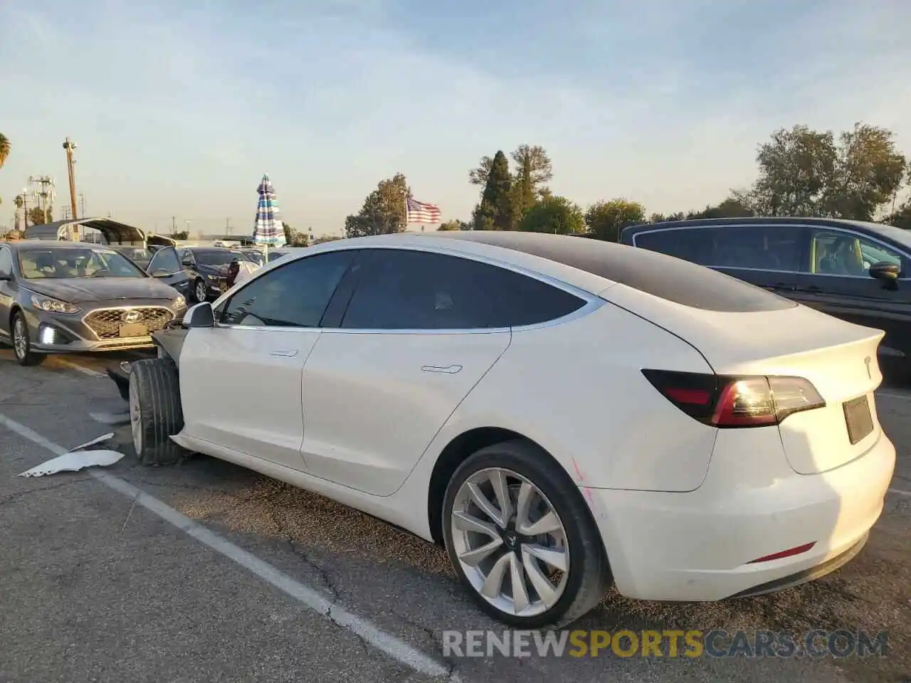 2 Photograph of a damaged car 5YJ3E1EA6LF615941 TESLA MODEL 3 2020