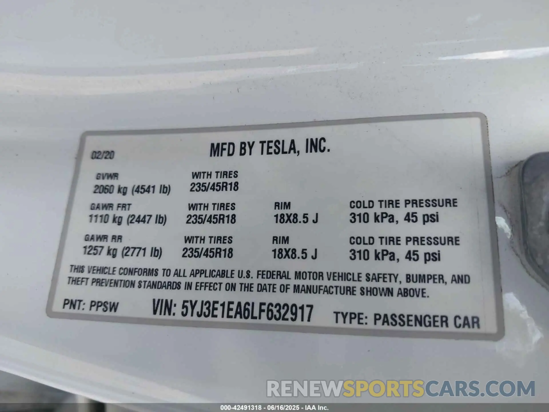 9 Photograph of a damaged car 5YJ3E1EA6LF632917 TESLA MODEL 3 2020
