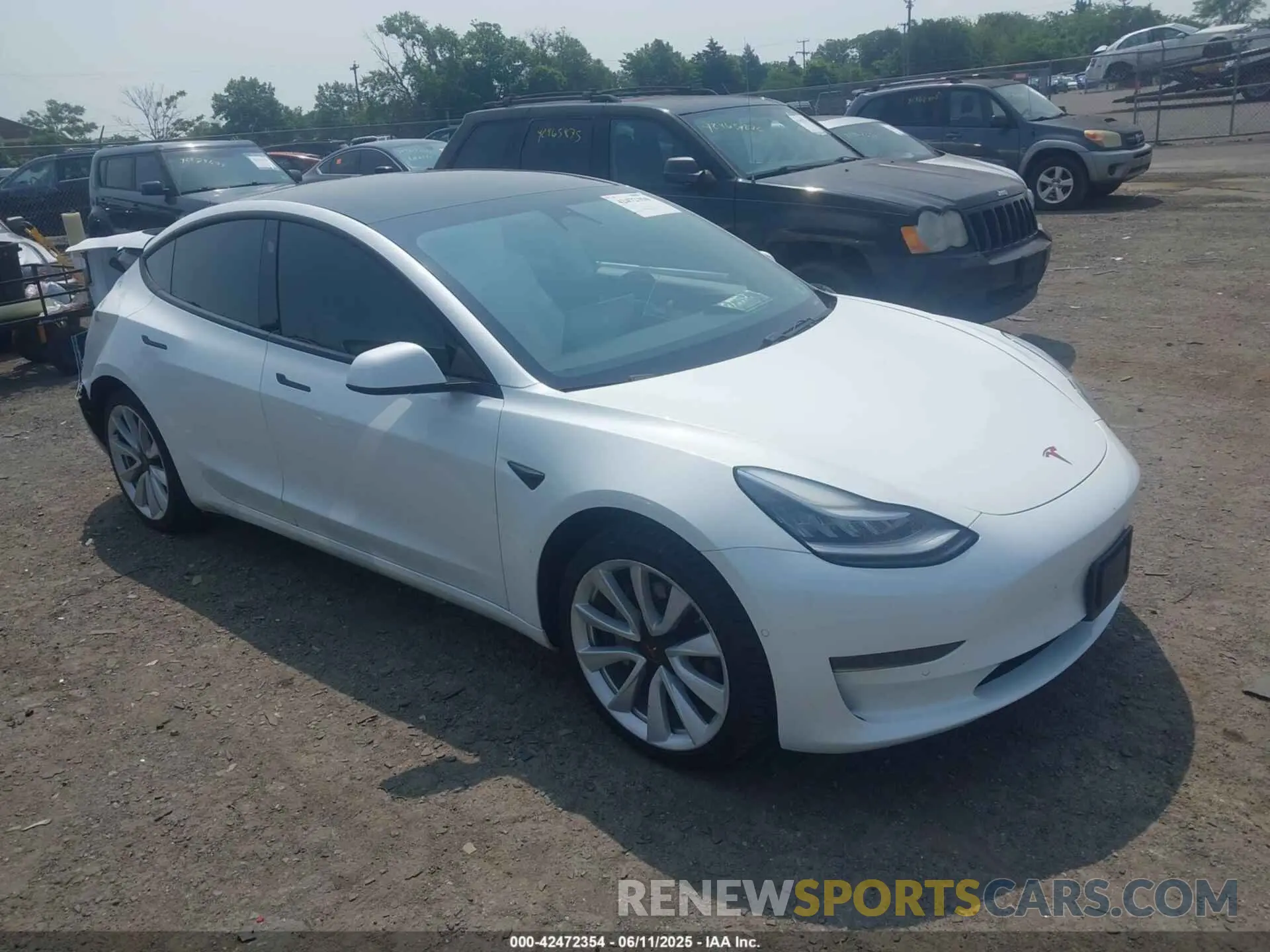 1 Photograph of a damaged car 5YJ3E1EA6LF635008 TESLA MODEL 3 2020