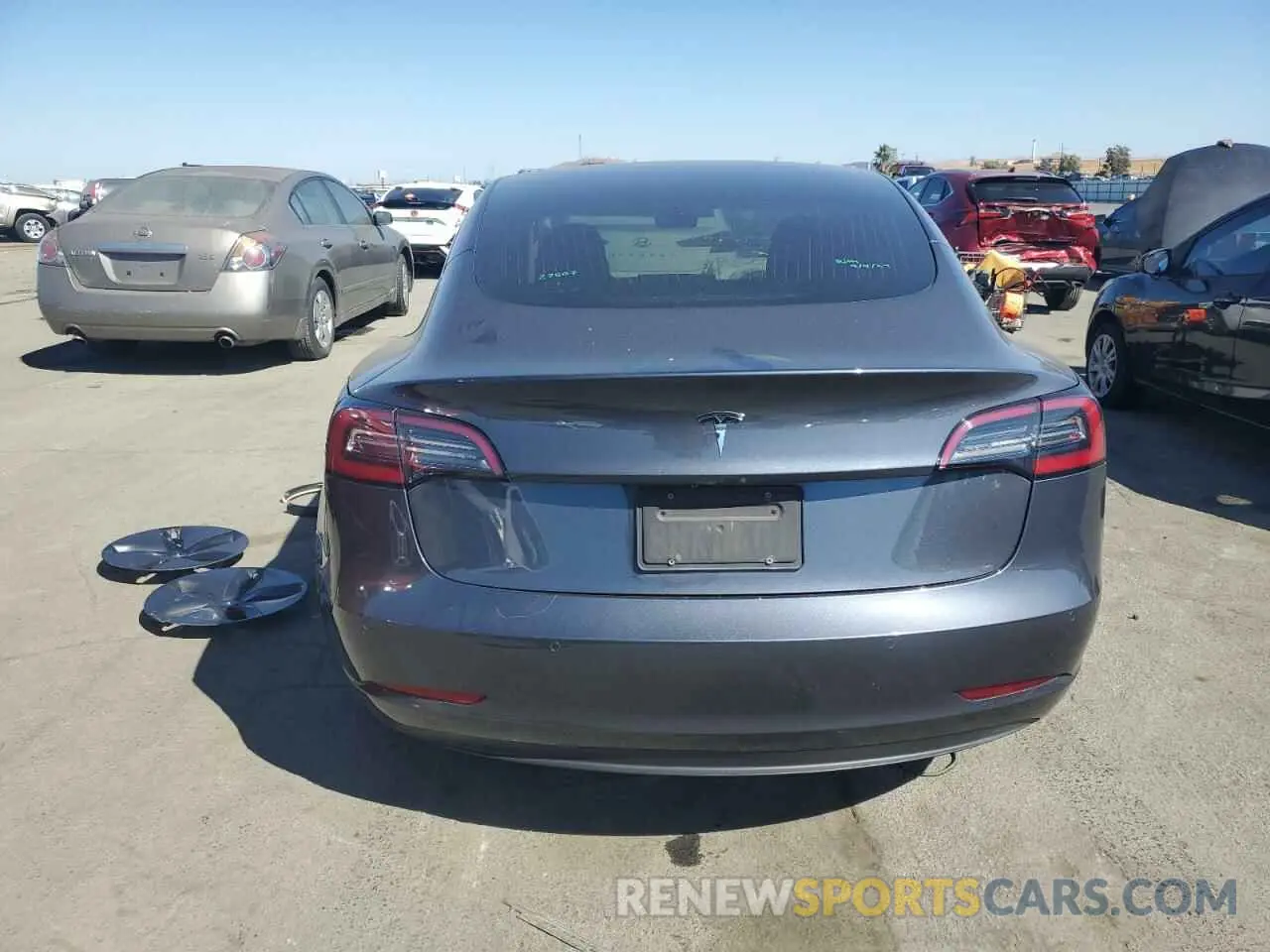 6 Photograph of a damaged car 5YJ3E1EA6LF644212 TESLA MODEL 3 2020