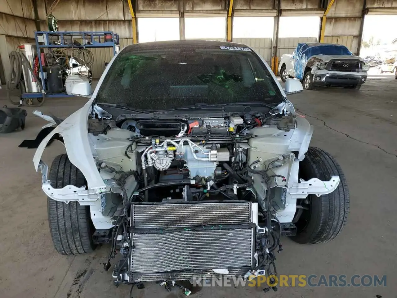 5 Photograph of a damaged car 5YJ3E1EA6LF645215 TESLA MODEL 3 2020