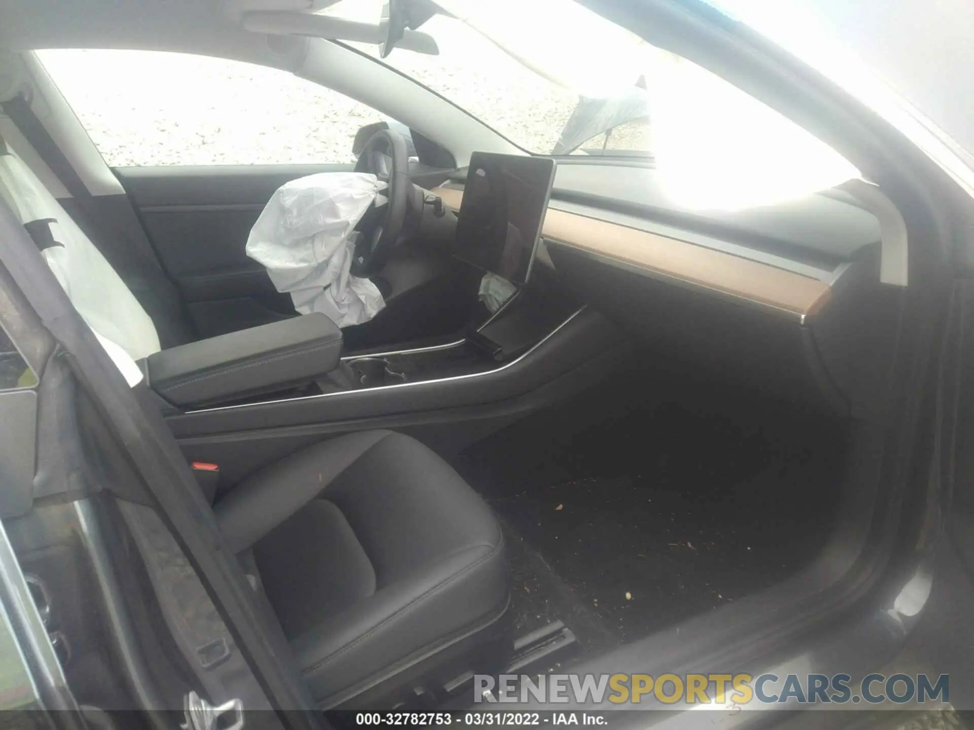5 Photograph of a damaged car 5YJ3E1EA6LF649412 TESLA MODEL 3 2020