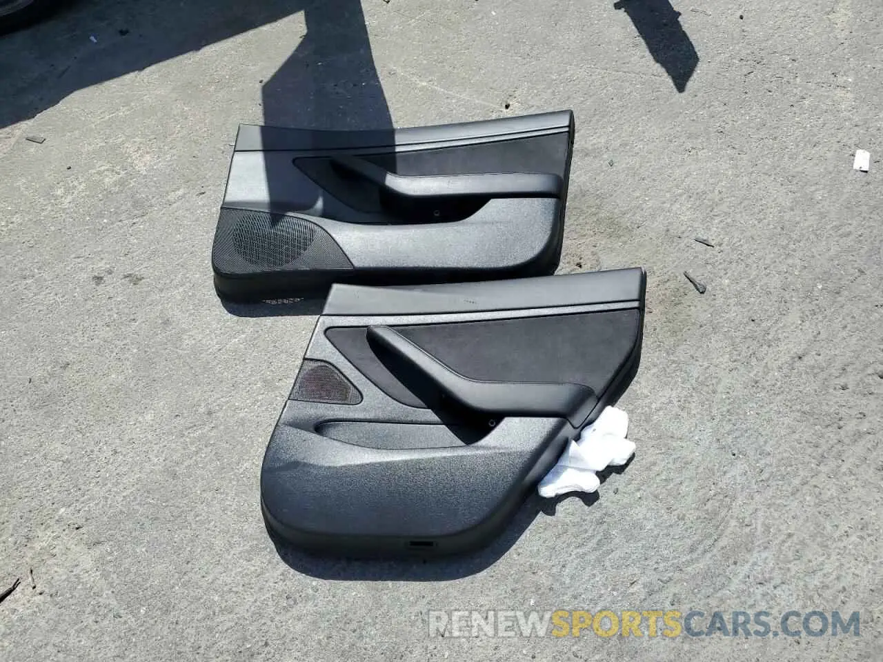 12 Photograph of a damaged car 5YJ3E1EA6LF659759 TESLA MODEL 3 2020