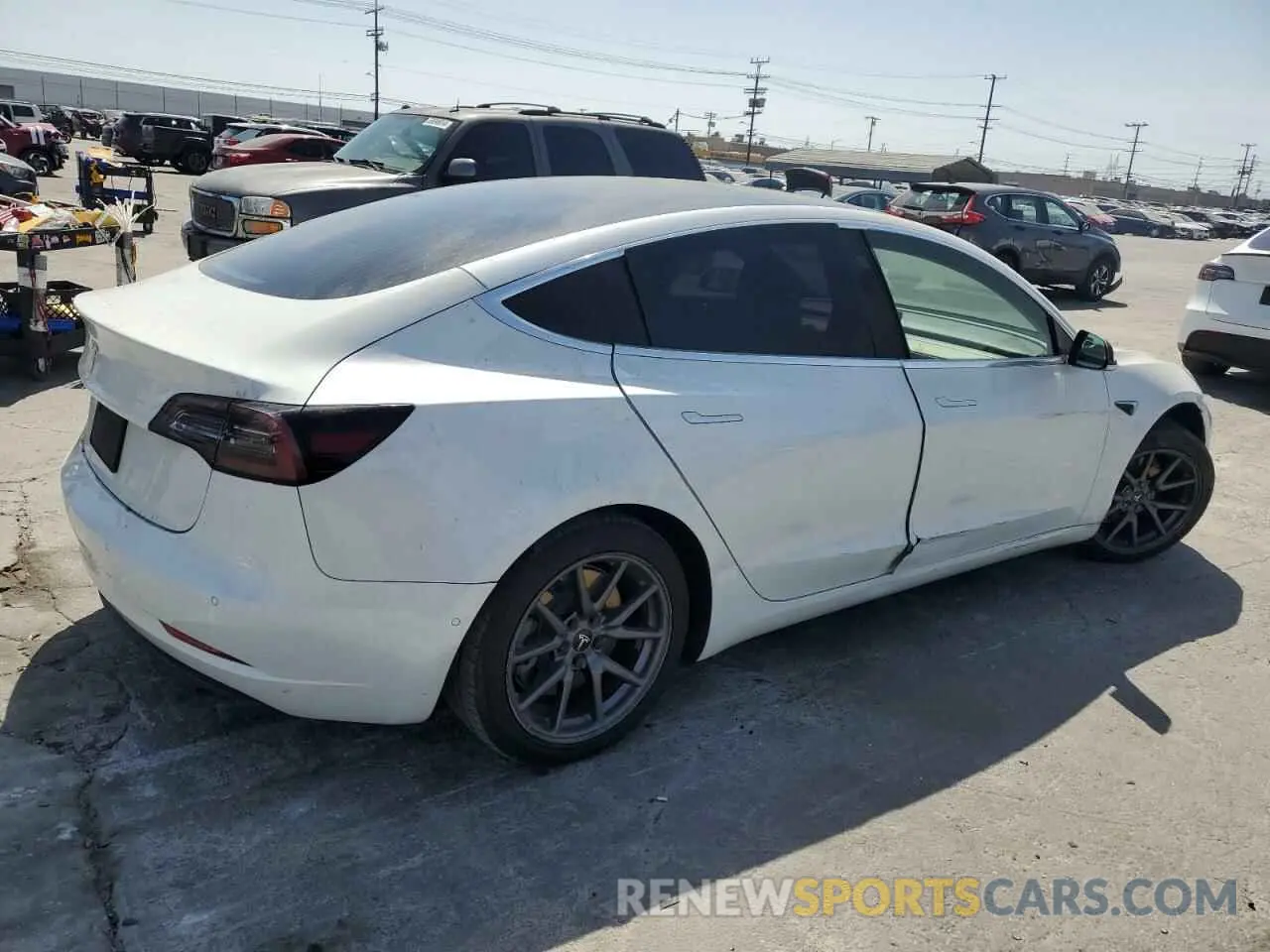 3 Photograph of a damaged car 5YJ3E1EA6LF659759 TESLA MODEL 3 2020