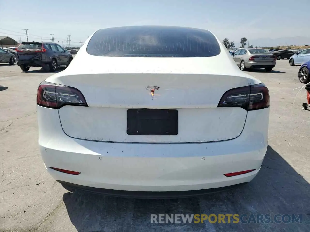6 Photograph of a damaged car 5YJ3E1EA6LF659759 TESLA MODEL 3 2020