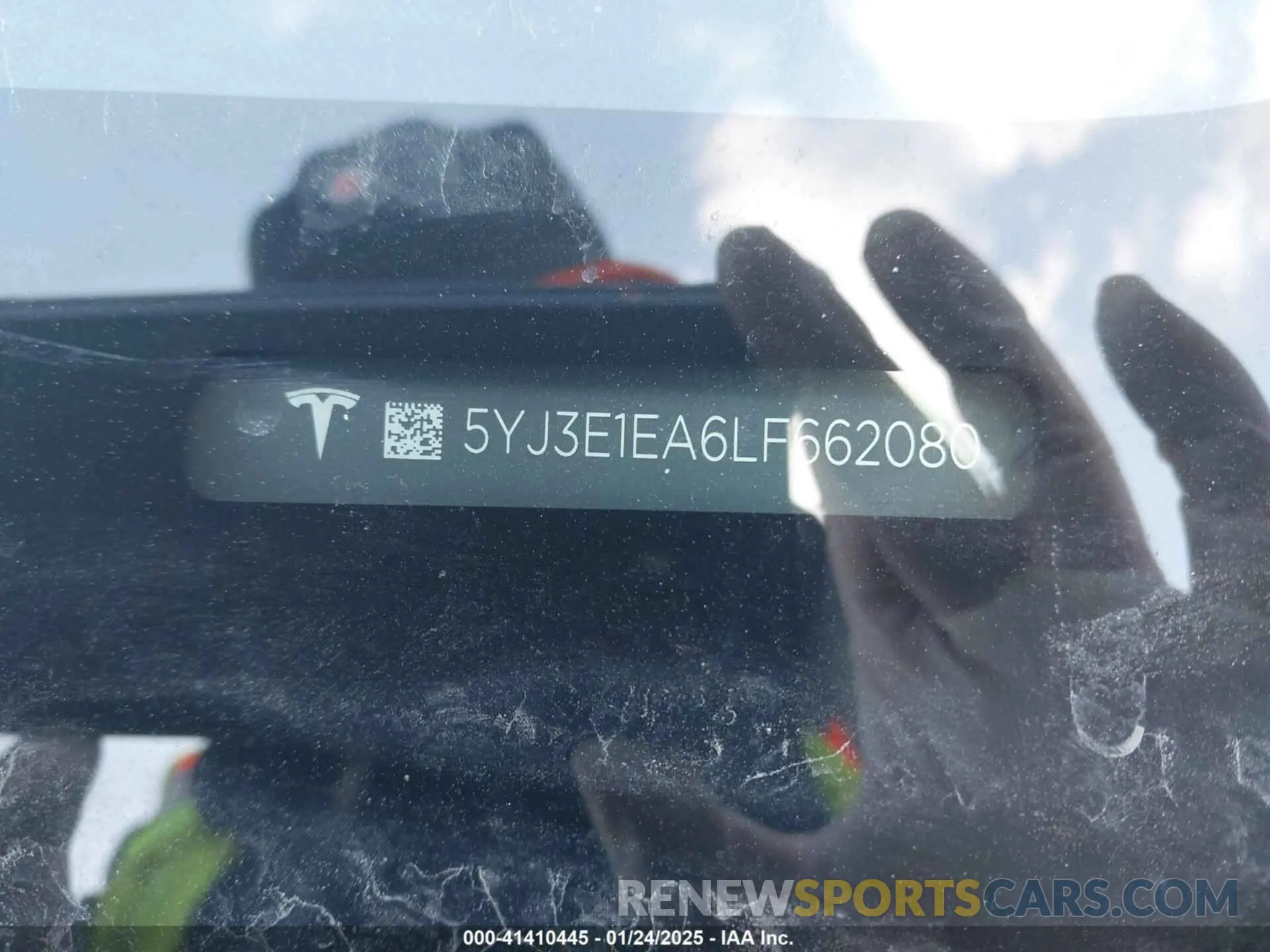 9 Photograph of a damaged car 5YJ3E1EA6LF662080 TESLA MODEL 3 2020