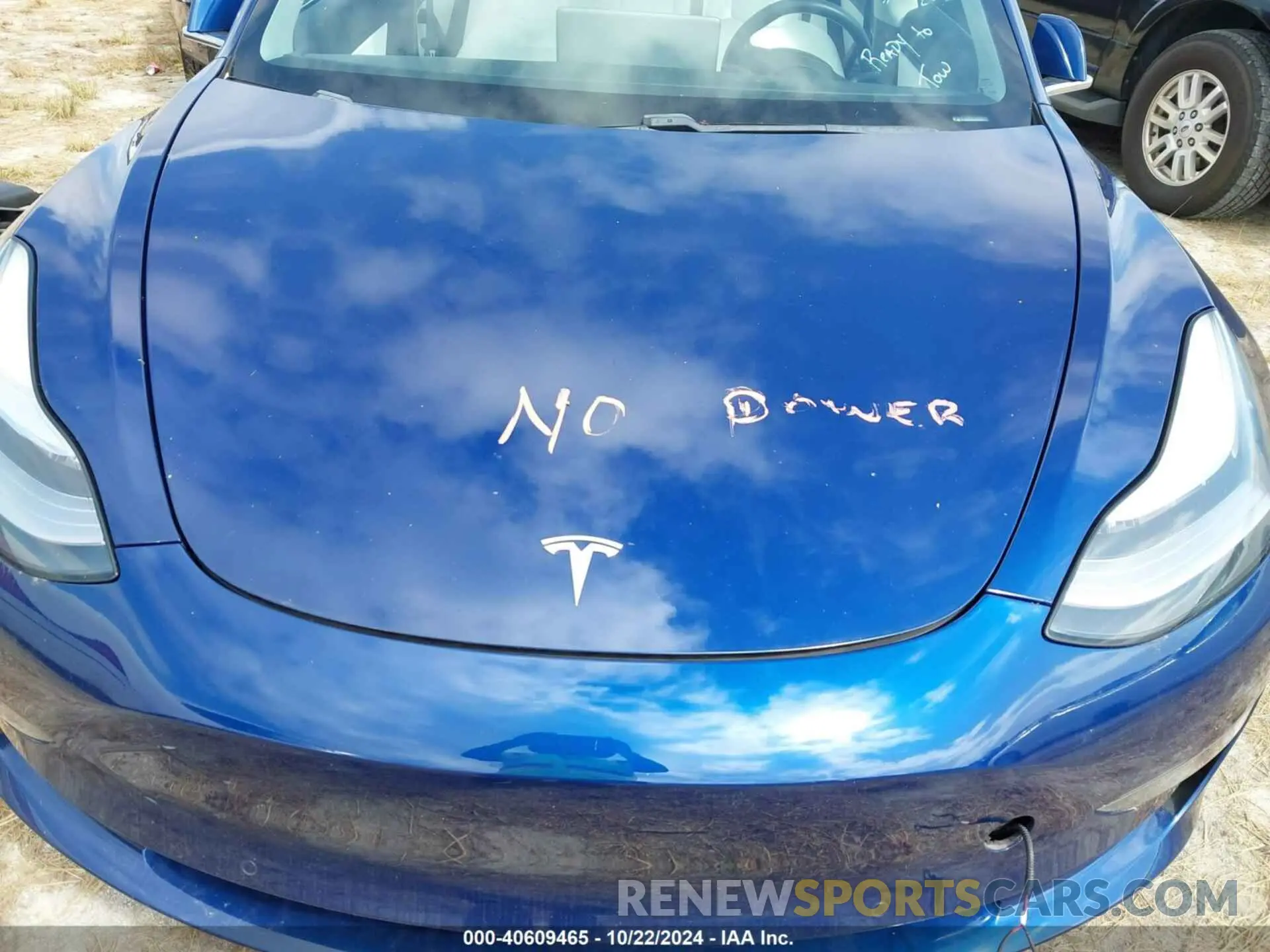 10 Photograph of a damaged car 5YJ3E1EA6LF662404 TESLA MODEL 3 2020