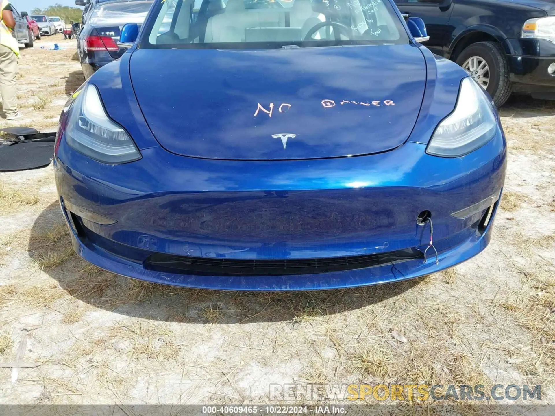 6 Photograph of a damaged car 5YJ3E1EA6LF662404 TESLA MODEL 3 2020