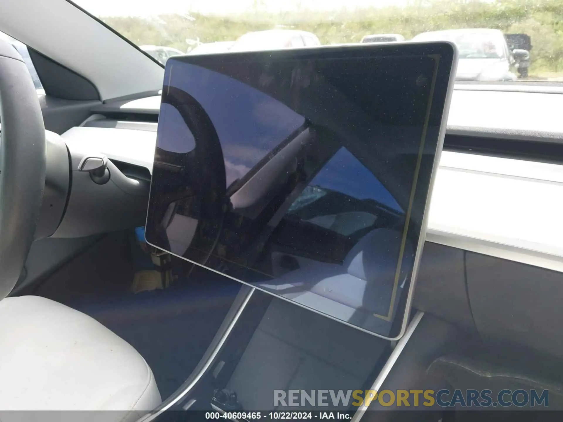 7 Photograph of a damaged car 5YJ3E1EA6LF662404 TESLA MODEL 3 2020