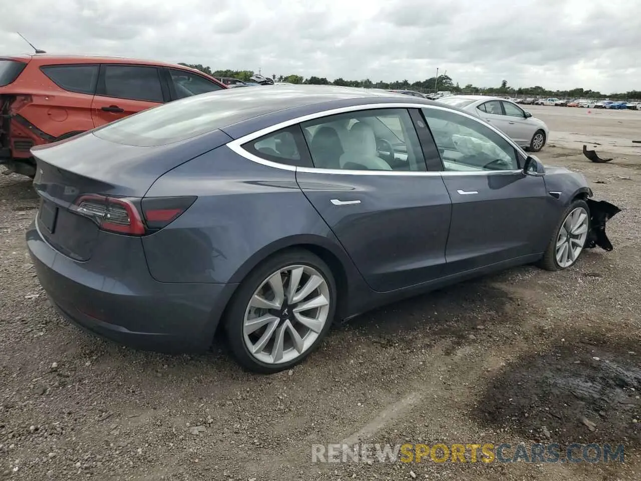 3 Photograph of a damaged car 5YJ3E1EA6LF662600 TESLA MODEL 3 2020