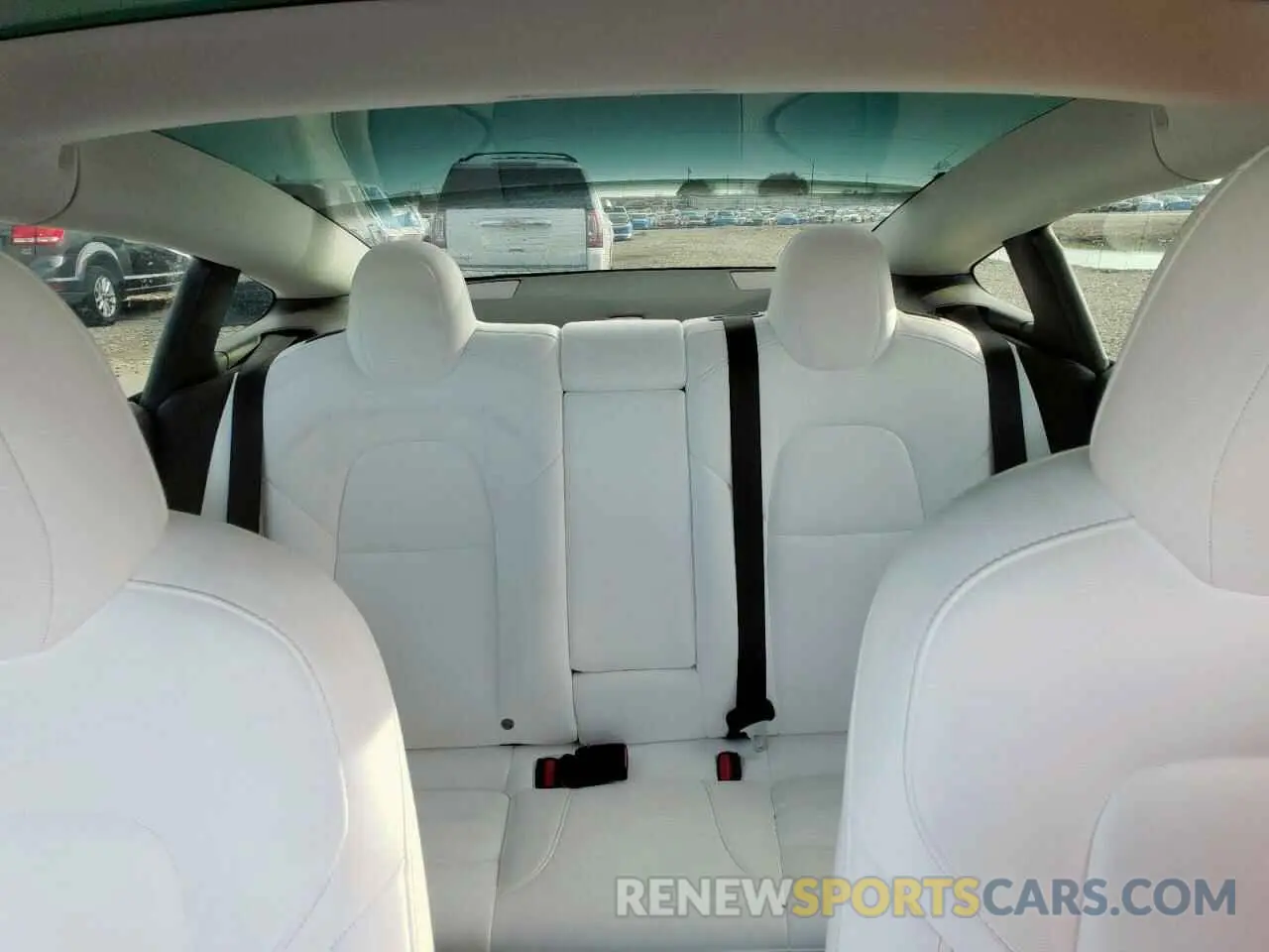 10 Photograph of a damaged car 5YJ3E1EA6LF662676 TESLA MODEL 3 2020