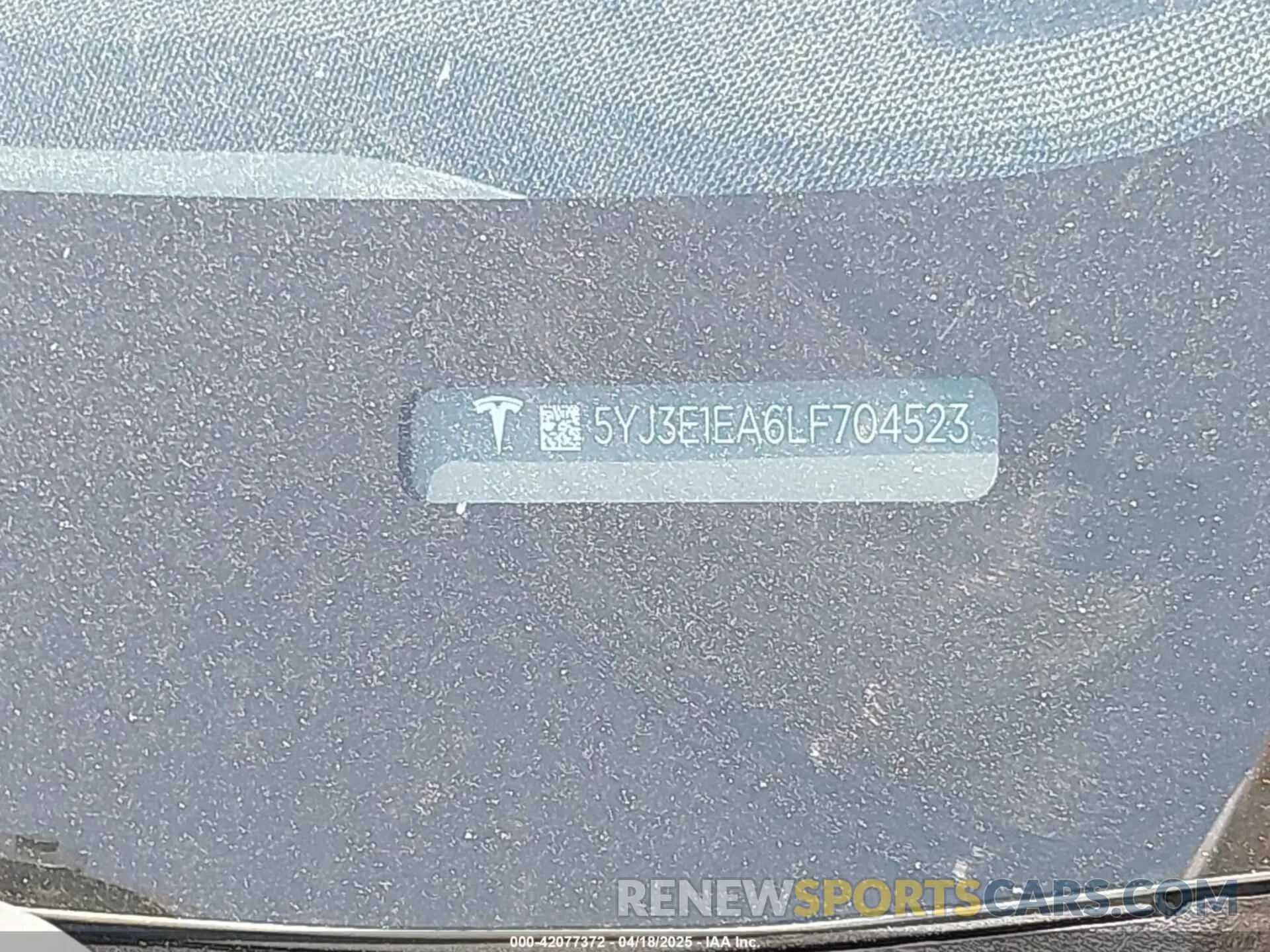 9 Photograph of a damaged car 5YJ3E1EA6LF704523 TESLA MODEL 3 2020