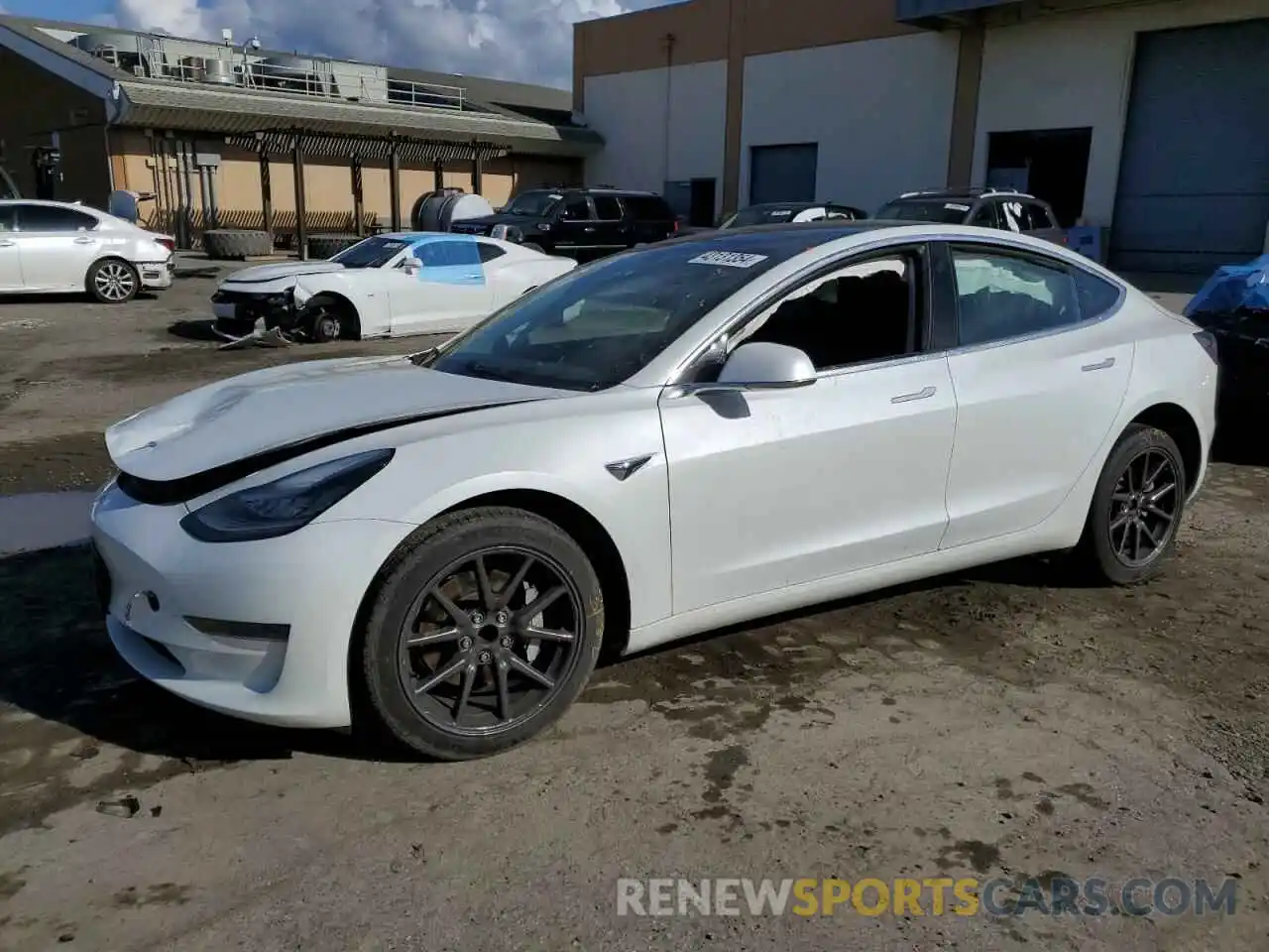 1 Photograph of a damaged car 5YJ3E1EA6LF706983 TESLA MODEL 3 2020