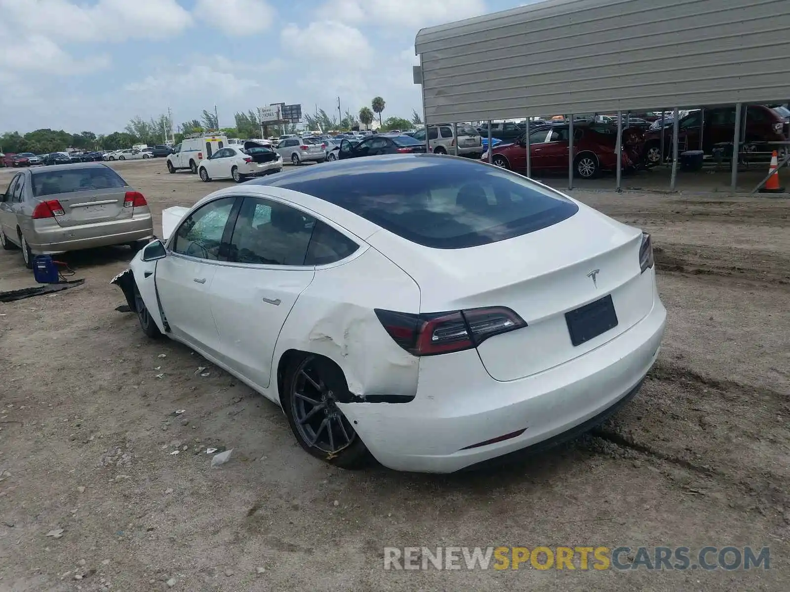 3 Photograph of a damaged car 5YJ3E1EA6LF740549 TESLA MODEL 3 2020