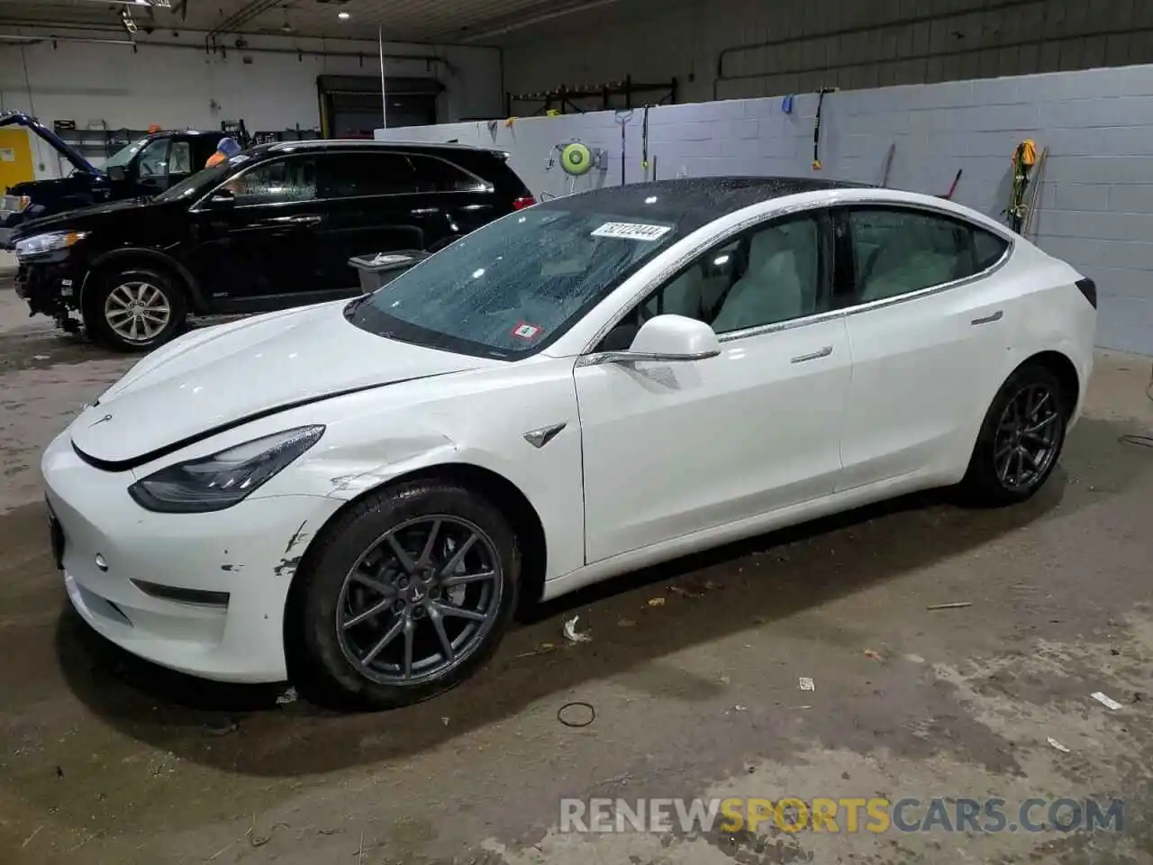 1 Photograph of a damaged car 5YJ3E1EA6LF740969 TESLA MODEL 3 2020