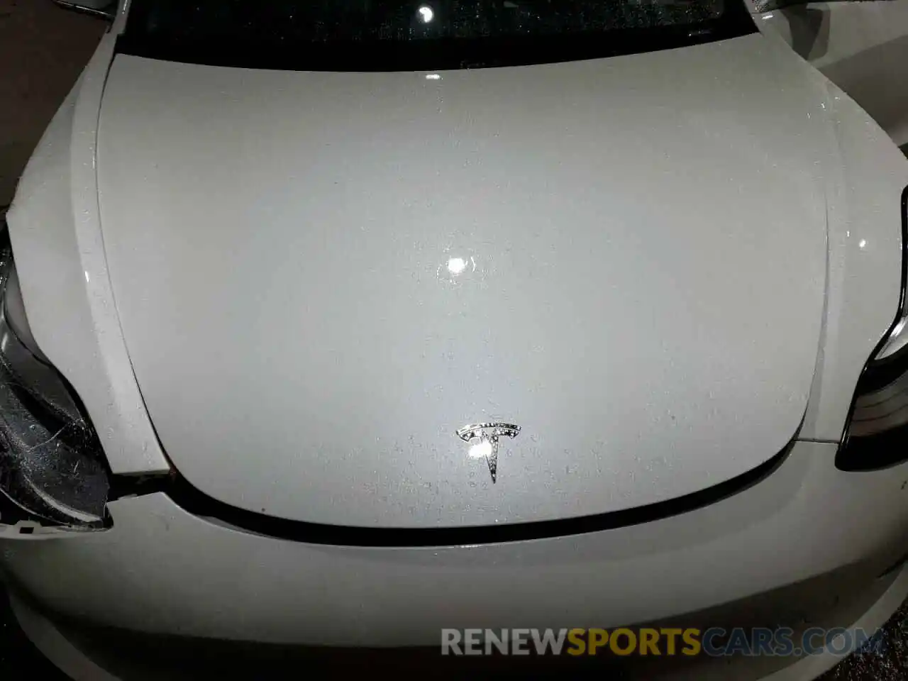 11 Photograph of a damaged car 5YJ3E1EA6LF740969 TESLA MODEL 3 2020