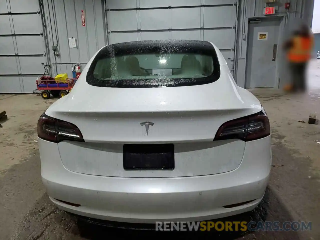 6 Photograph of a damaged car 5YJ3E1EA6LF740969 TESLA MODEL 3 2020