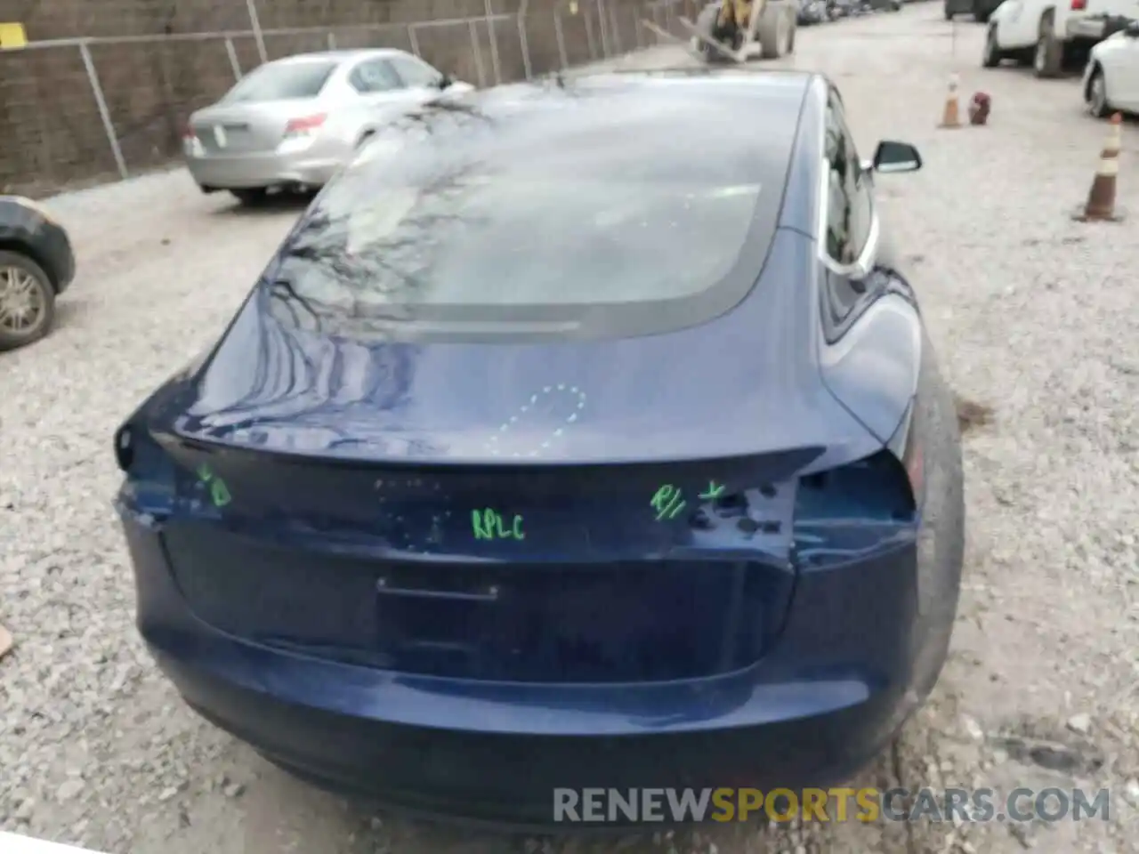 6 Photograph of a damaged car 5YJ3E1EA6LF785040 TESLA MODEL 3 2020