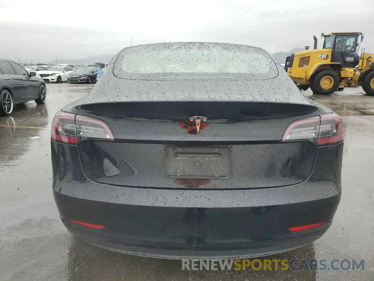 6 Photograph of a damaged car 5YJ3E1EA6LF806744 TESLA MODEL 3 2020