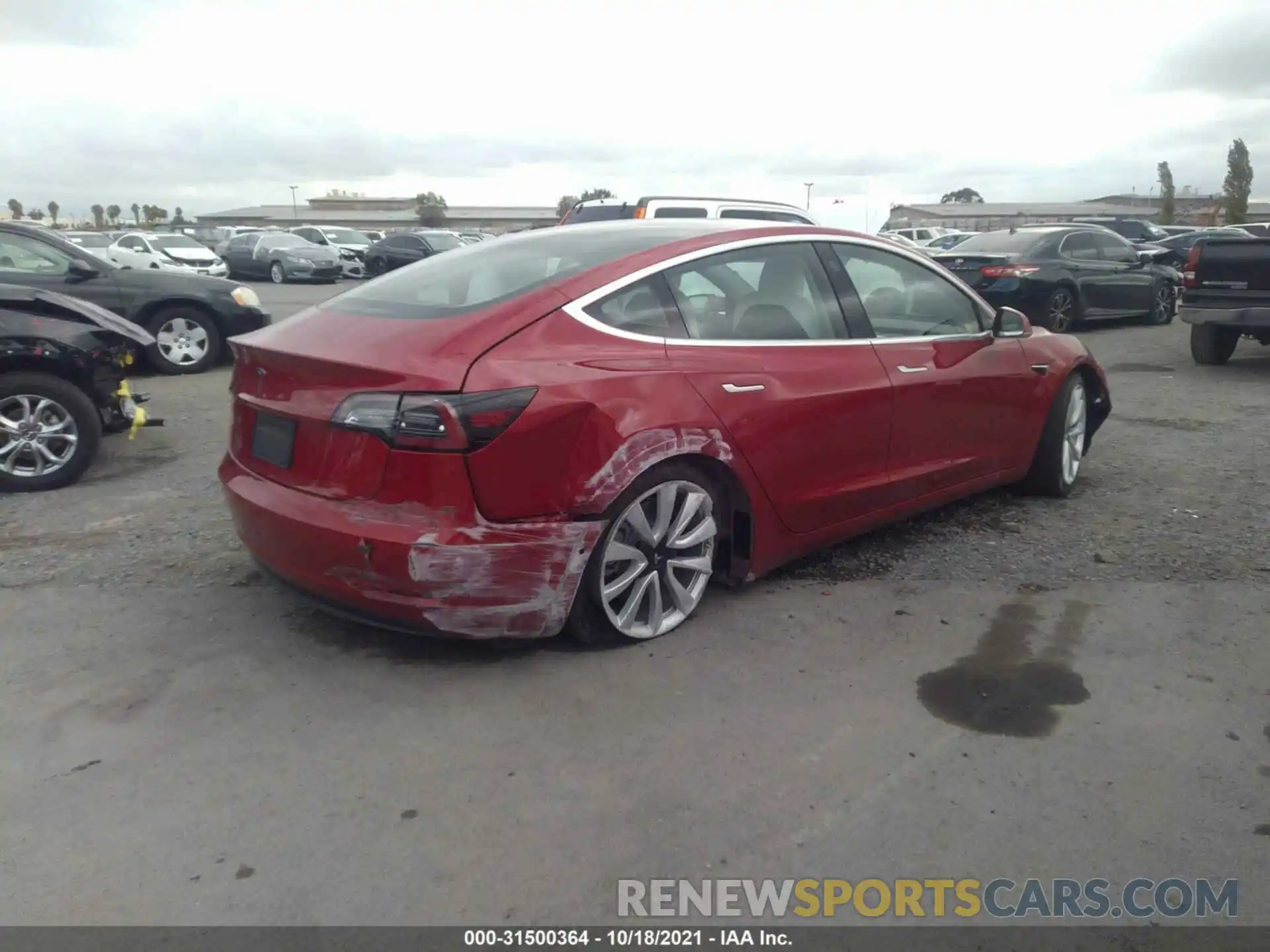 4 Photograph of a damaged car 5YJ3E1EA6LF806937 TESLA MODEL 3 2020