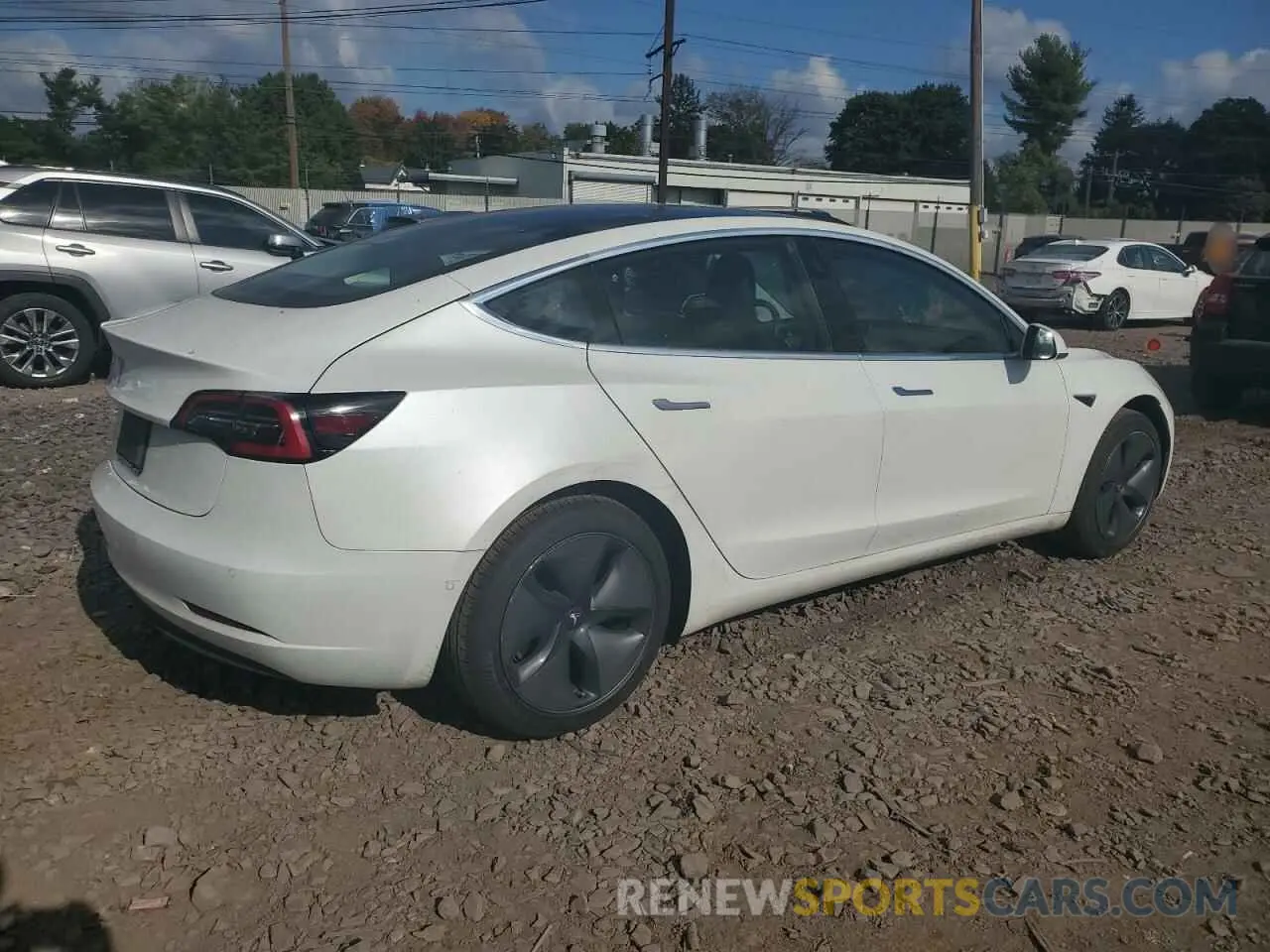 3 Photograph of a damaged car 5YJ3E1EA7LF598177 TESLA MODEL 3 2020