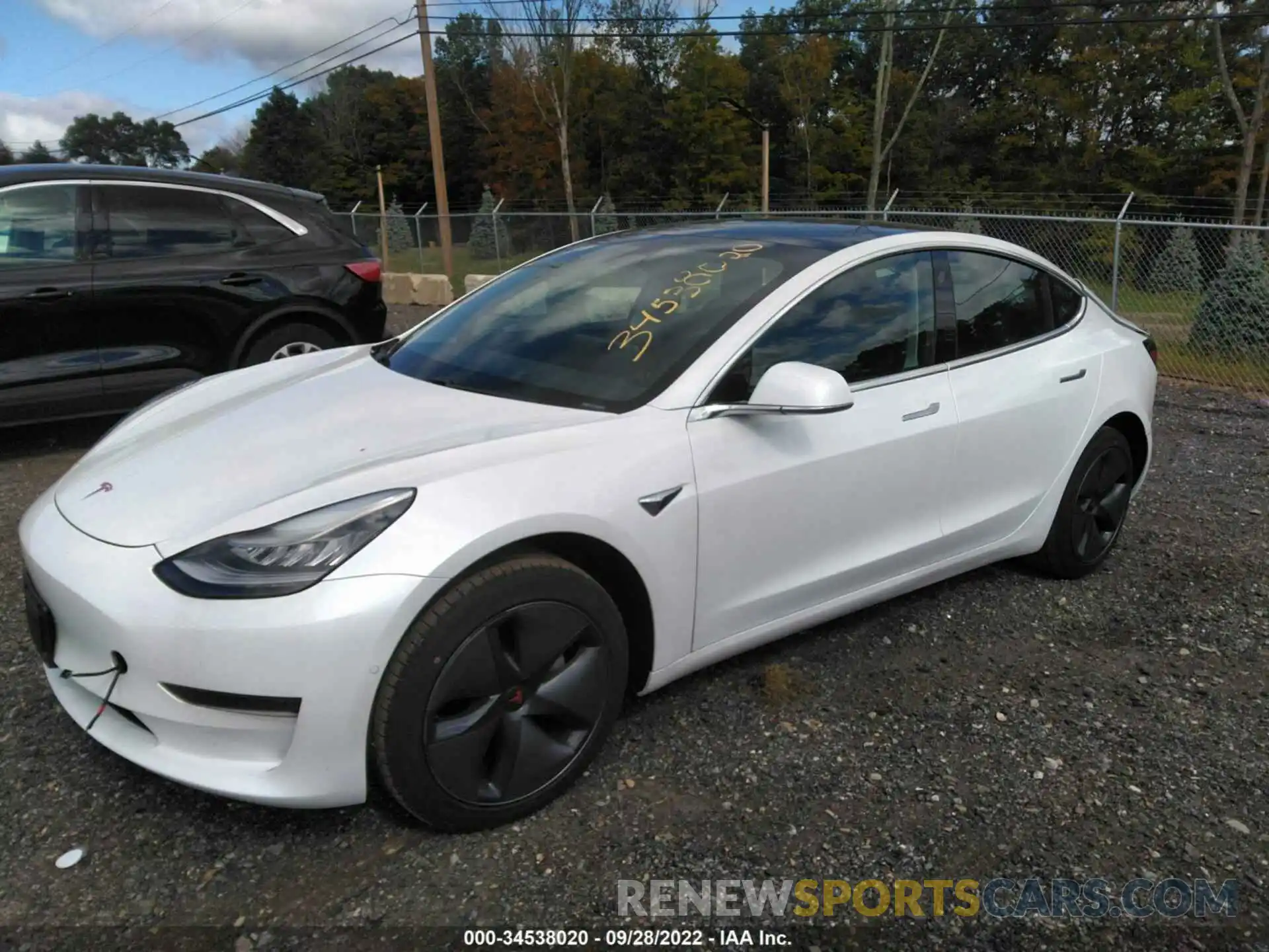 2 Photograph of a damaged car 5YJ3E1EA7LF612837 TESLA MODEL 3 2020