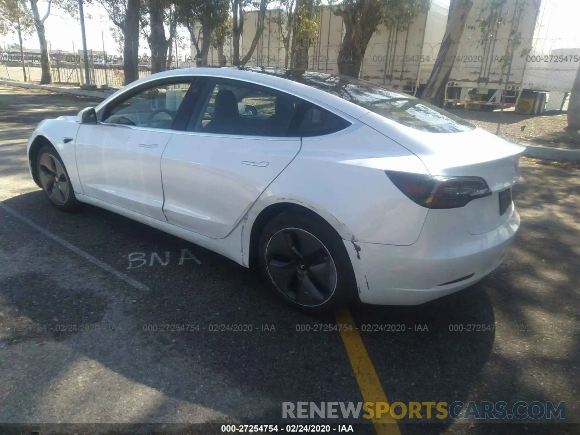 3 Photograph of a damaged car 5YJ3E1EA7LF613521 TESLA MODEL 3 2020