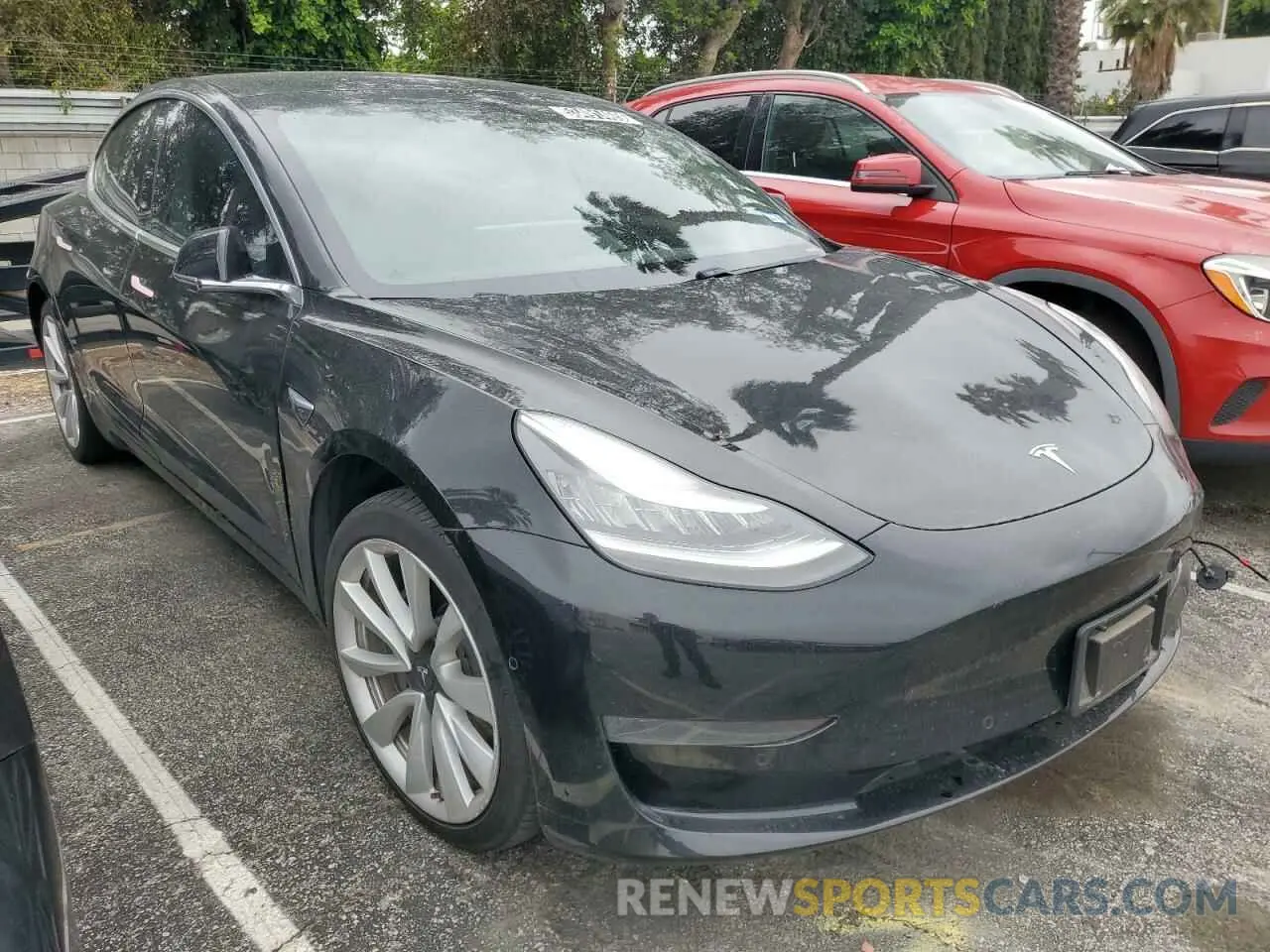 4 Photograph of a damaged car 5YJ3E1EA7LF614006 TESLA MODEL 3 2020