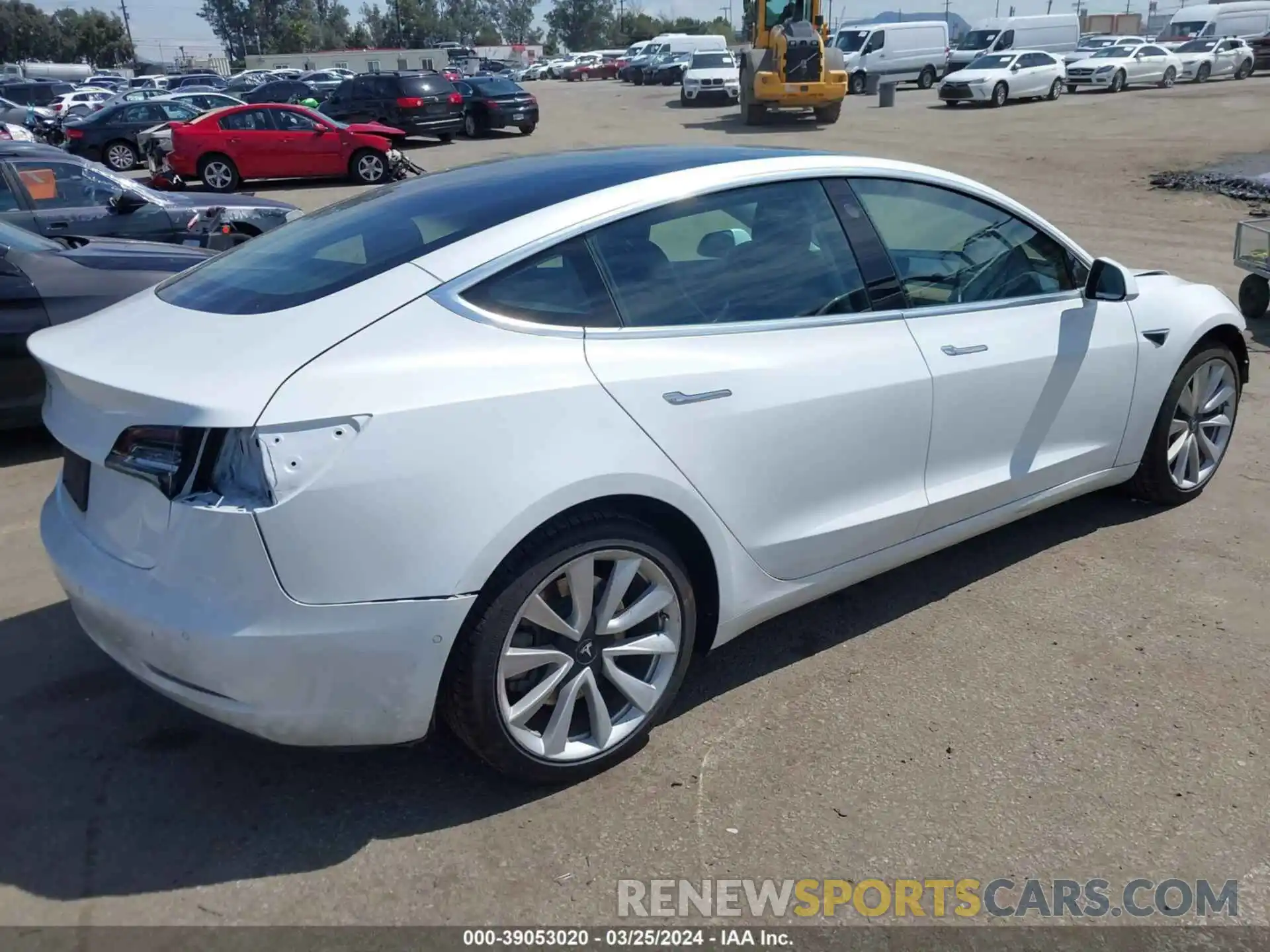 4 Photograph of a damaged car 5YJ3E1EA7LF634160 TESLA MODEL 3 2020