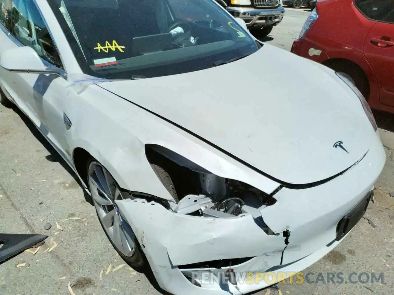 9 Photograph of a damaged car 5YJ3E1EA7LF634305 TESLA MODEL 3 2020