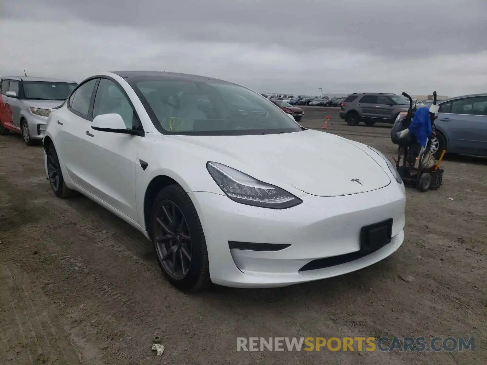 1 Photograph of a damaged car 5YJ3E1EA7LF634644 TESLA MODEL 3 2020