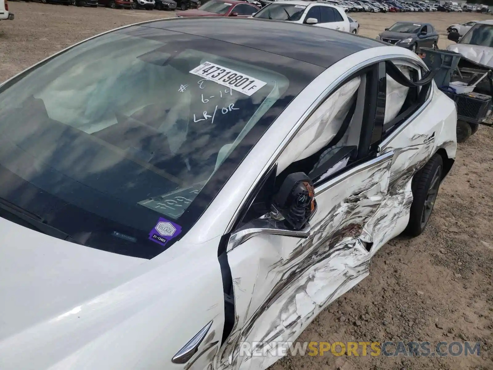 10 Photograph of a damaged car 5YJ3E1EA7LF659043 TESLA MODEL 3 2020