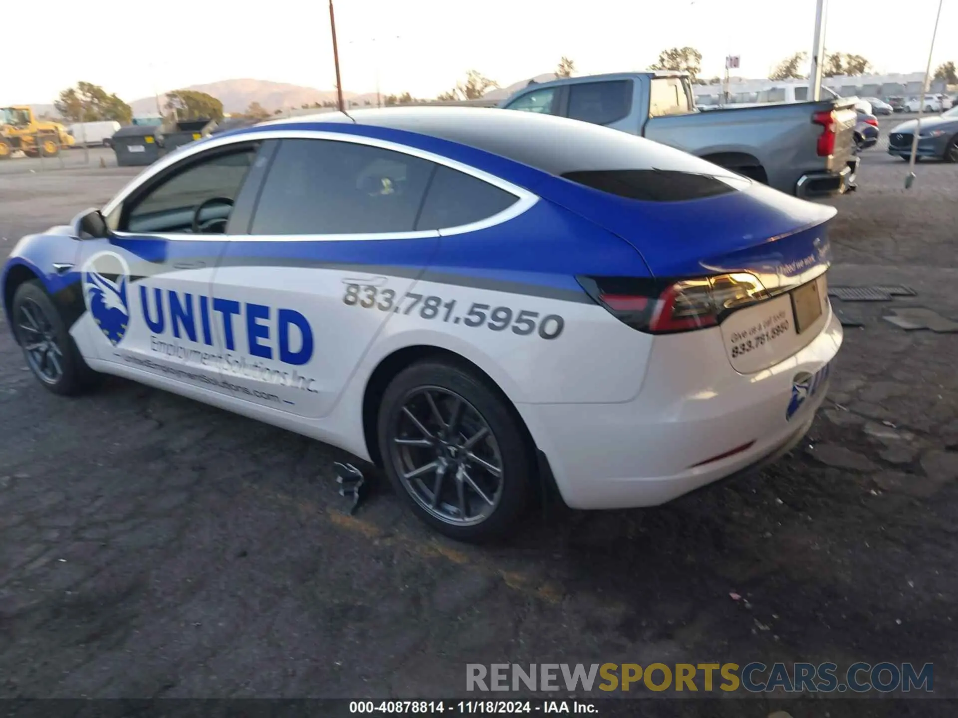 3 Photograph of a damaged car 5YJ3E1EA7LF659950 TESLA MODEL 3 2020