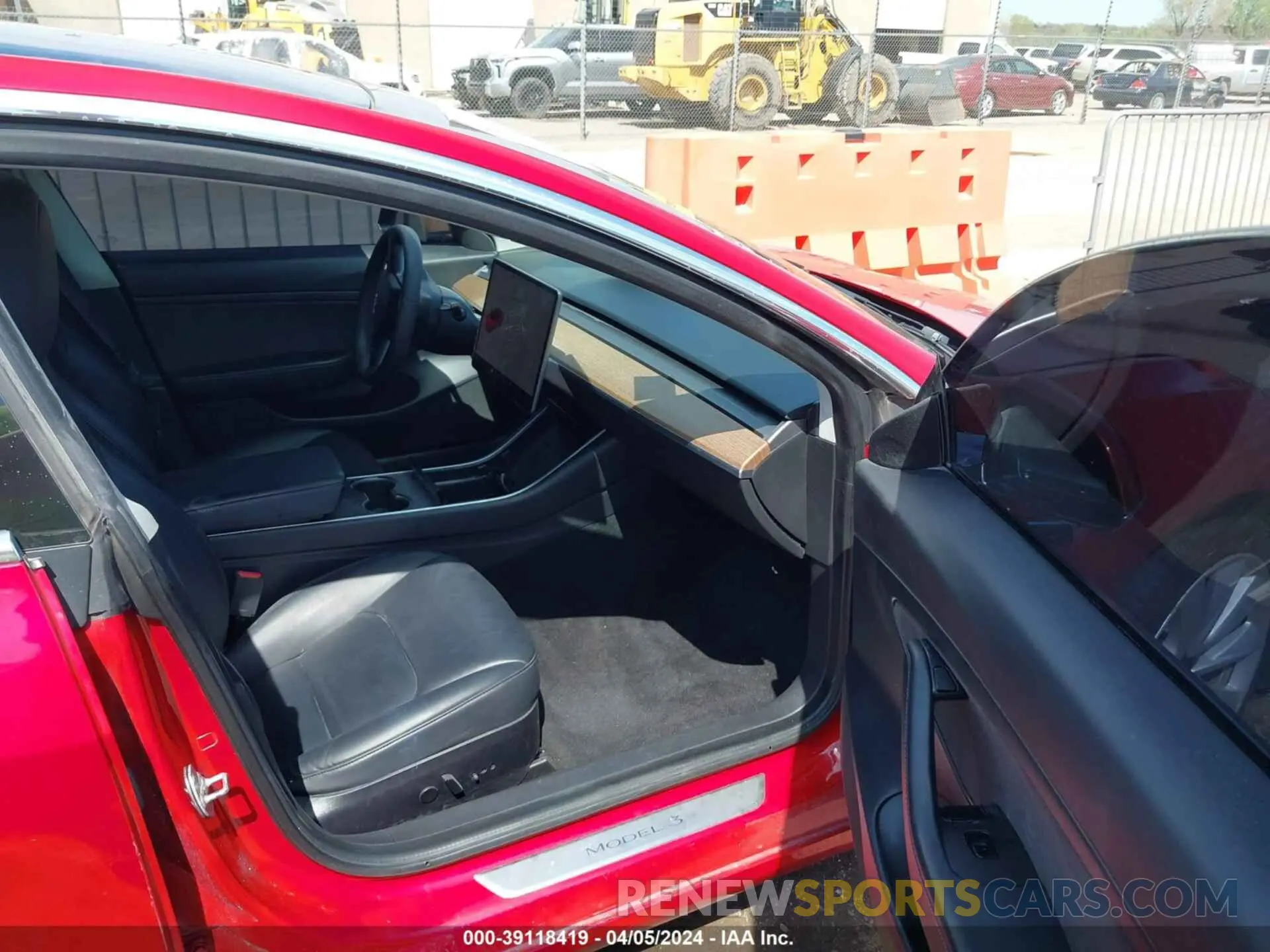 5 Photograph of a damaged car 5YJ3E1EA7LF661276 TESLA MODEL 3 2020