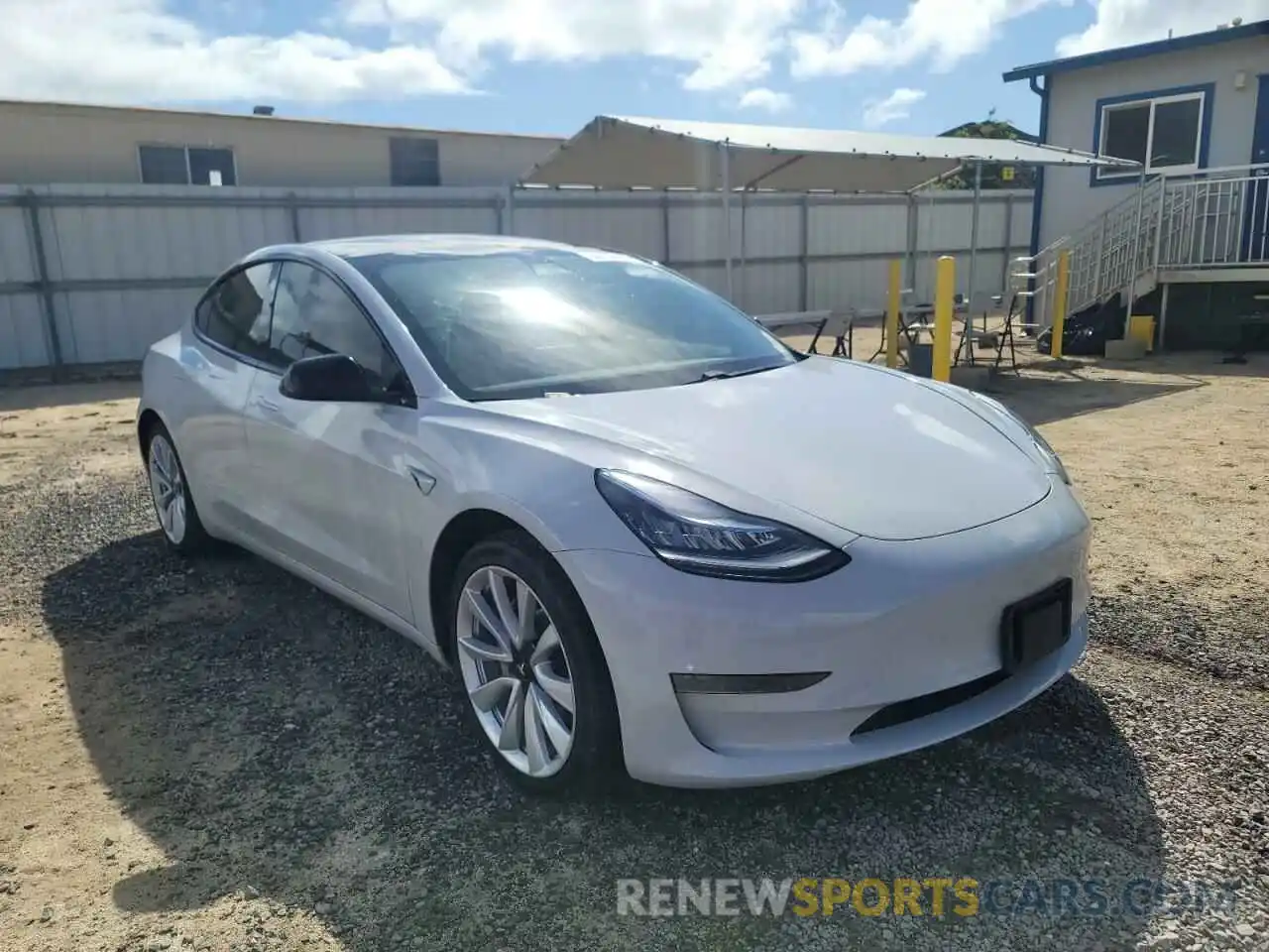 1 Photograph of a damaged car 5YJ3E1EA7LF661939 TESLA MODEL 3 2020