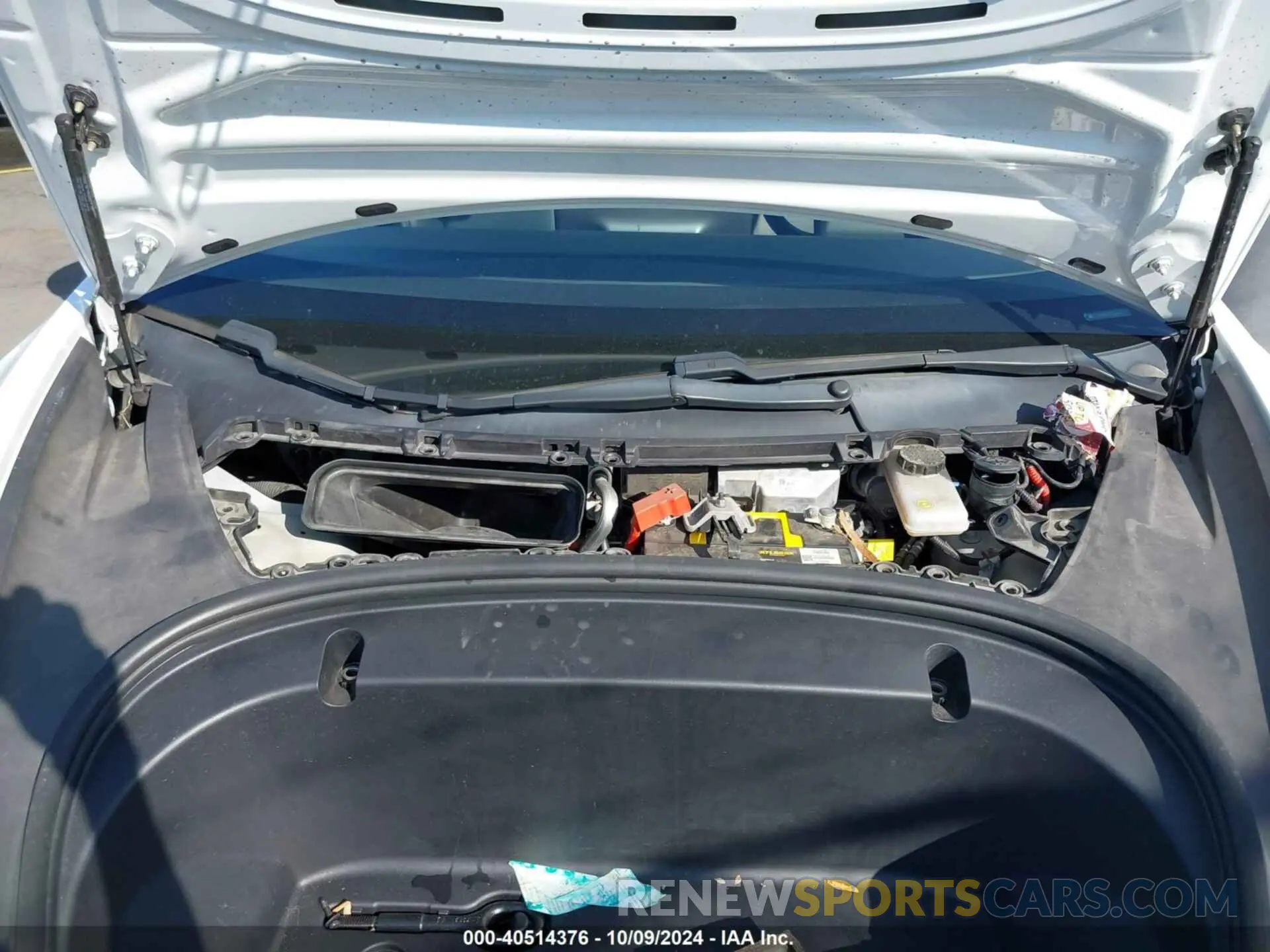 10 Photograph of a damaged car 5YJ3E1EA7LF706197 TESLA MODEL 3 2020
