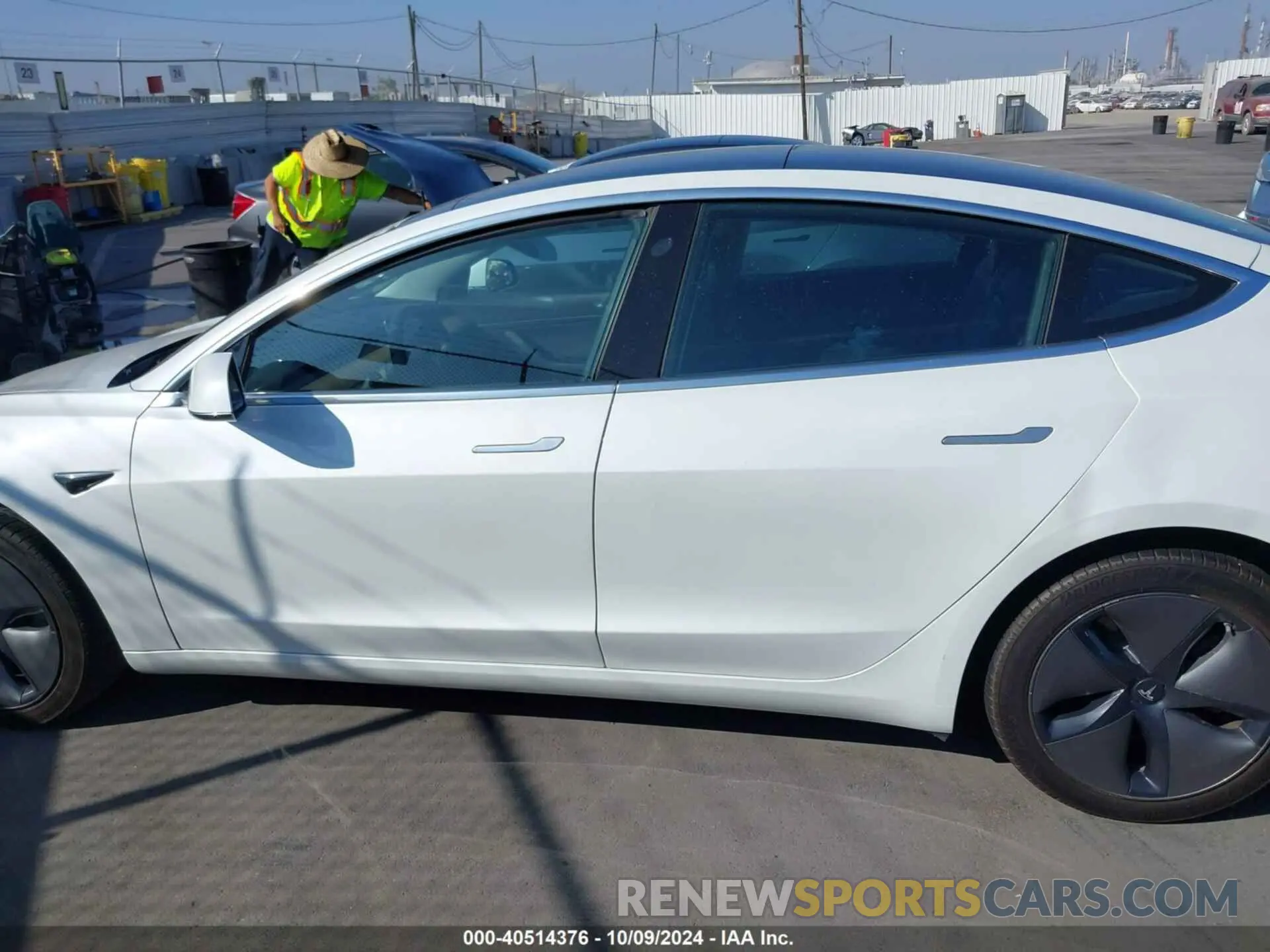 13 Photograph of a damaged car 5YJ3E1EA7LF706197 TESLA MODEL 3 2020