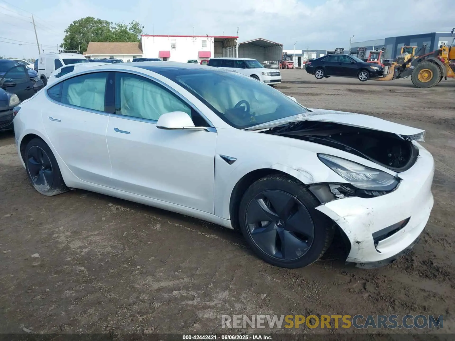 1 Photograph of a damaged car 5YJ3E1EA7LF736977 TESLA MODEL 3 2020