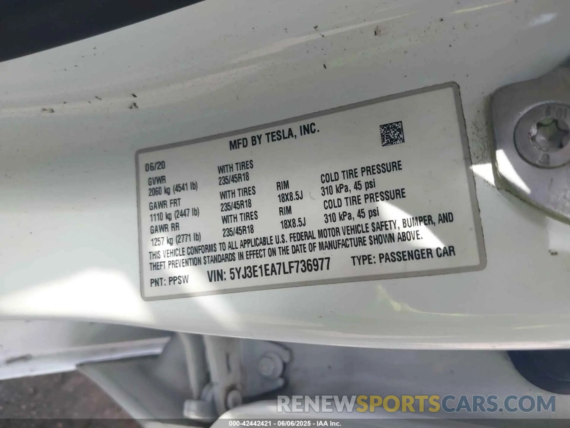 9 Photograph of a damaged car 5YJ3E1EA7LF736977 TESLA MODEL 3 2020