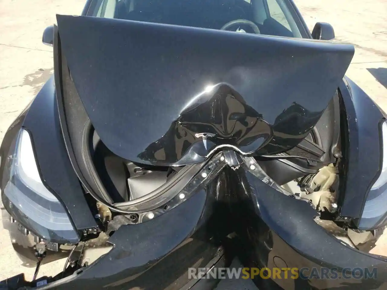 7 Photograph of a damaged car 5YJ3E1EA7LF737885 TESLA MODEL 3 2020